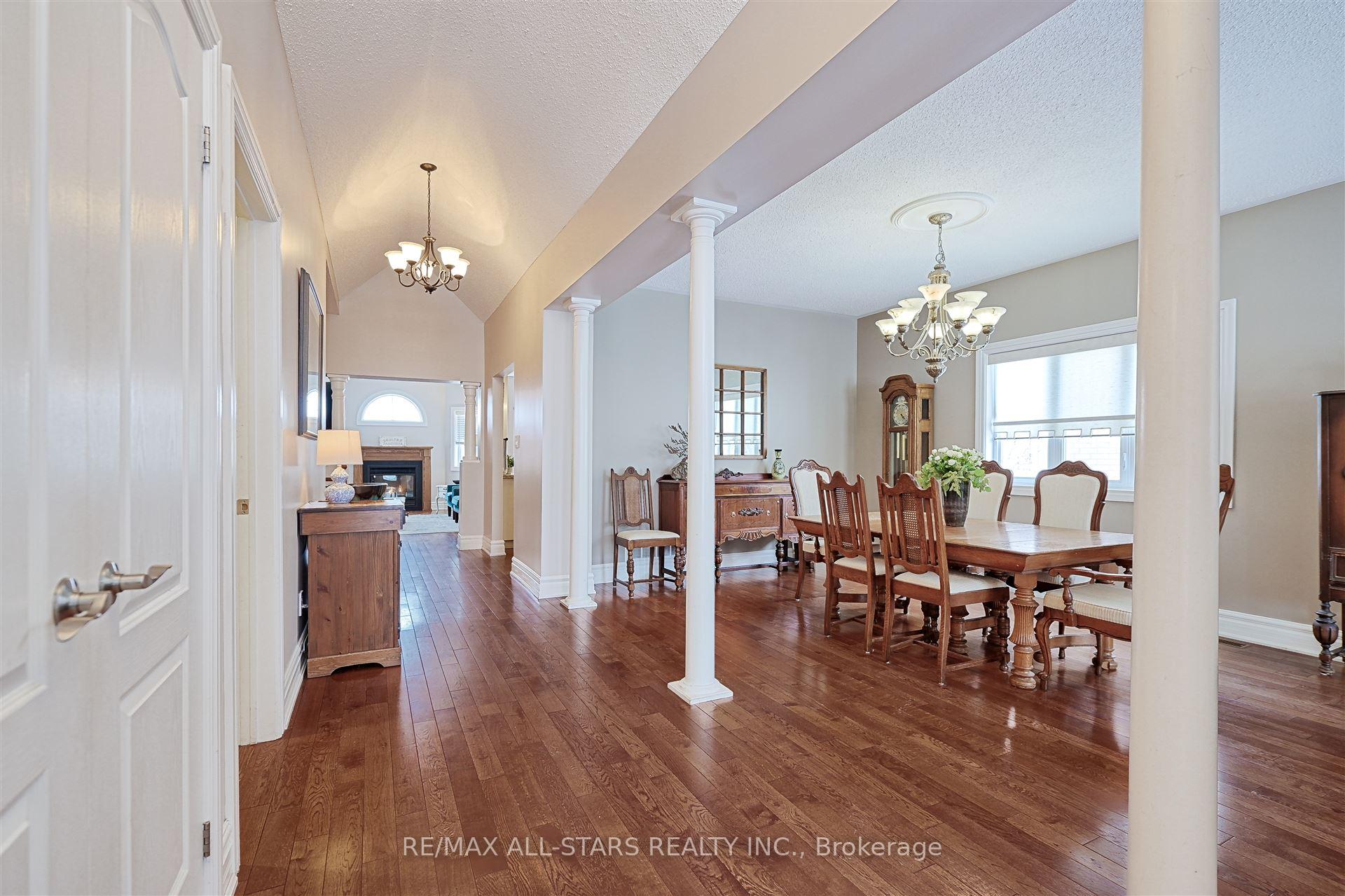 Photo 4 of 54 Rosena Lane, Uxbridge — HOMEH