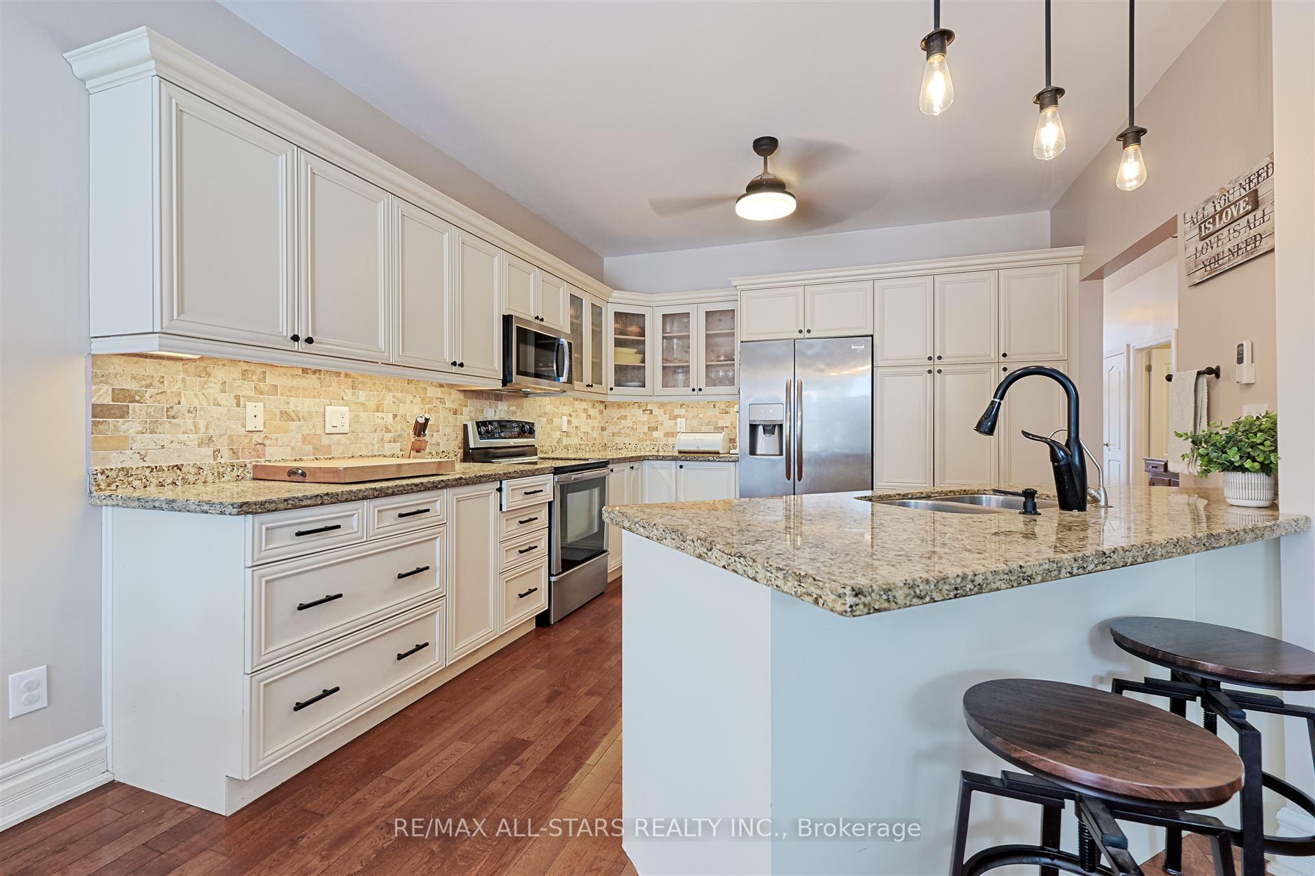 Photo 10 of 54 Rosena Lane, Uxbridge — HOMEH