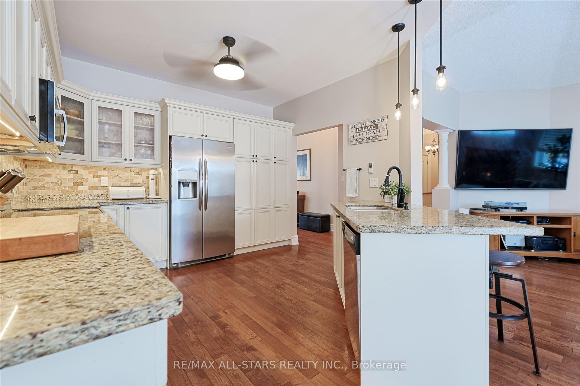 Photo 11 of 54 Rosena Lane, Uxbridge — HOMEH
