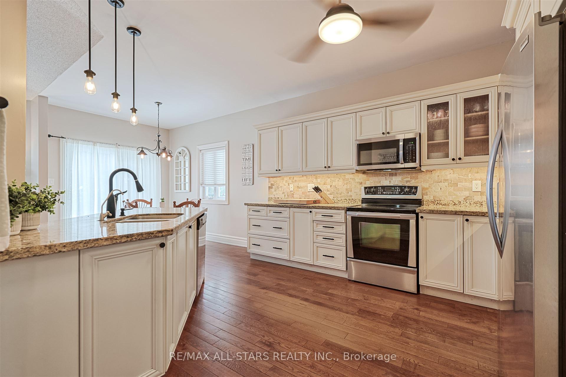Photo 12 of 54 Rosena Lane, Uxbridge — HOMEH