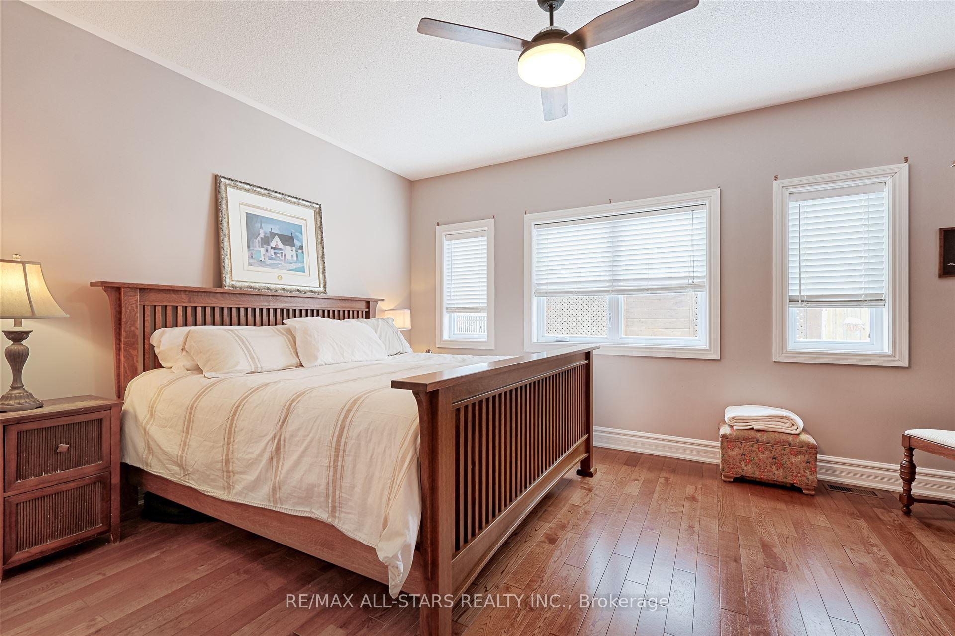 Photo 23 of 54 Rosena Lane, Uxbridge — HOMEH