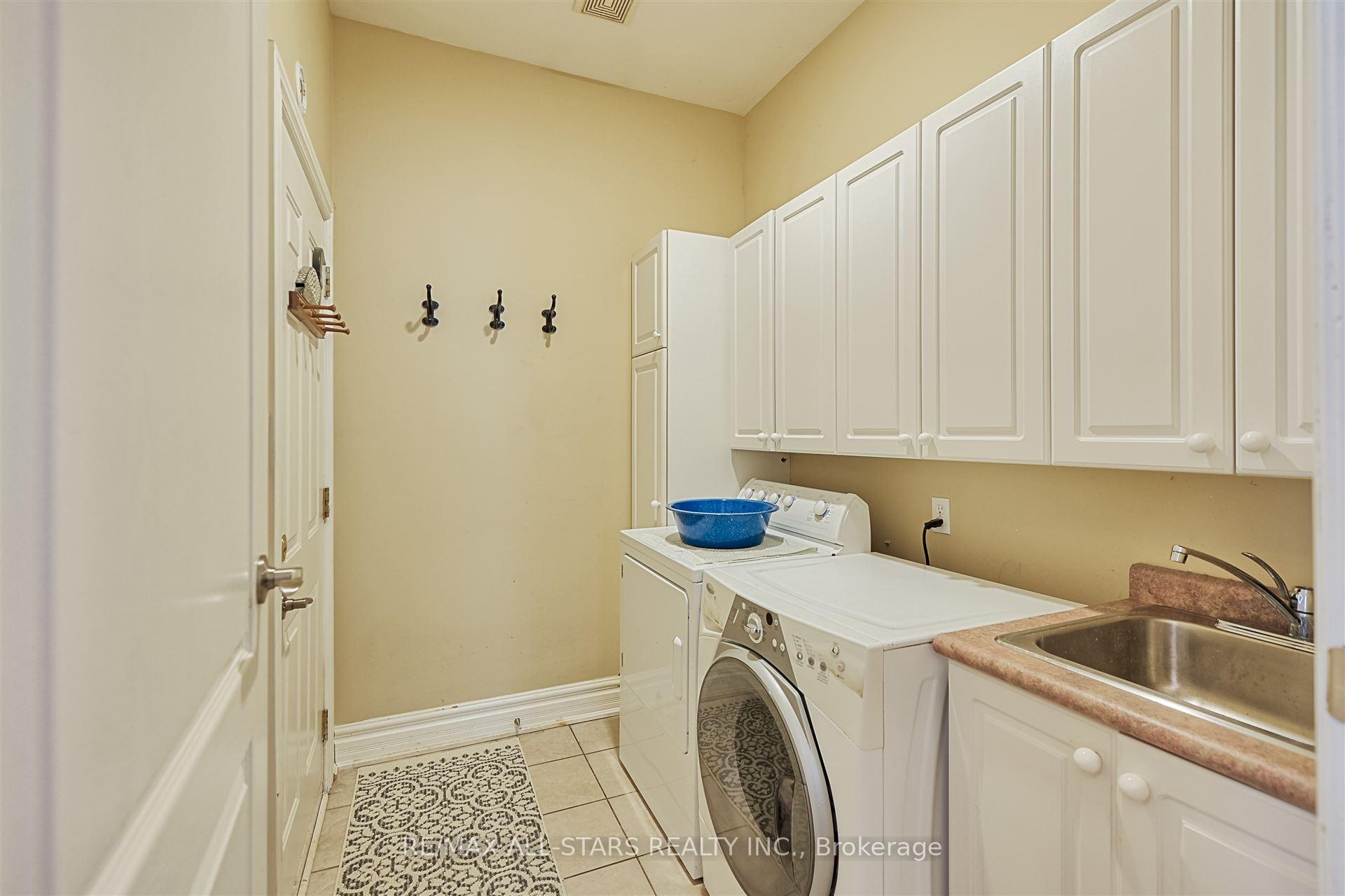 Photo 29 of 54 Rosena Lane, Uxbridge — HOMEH