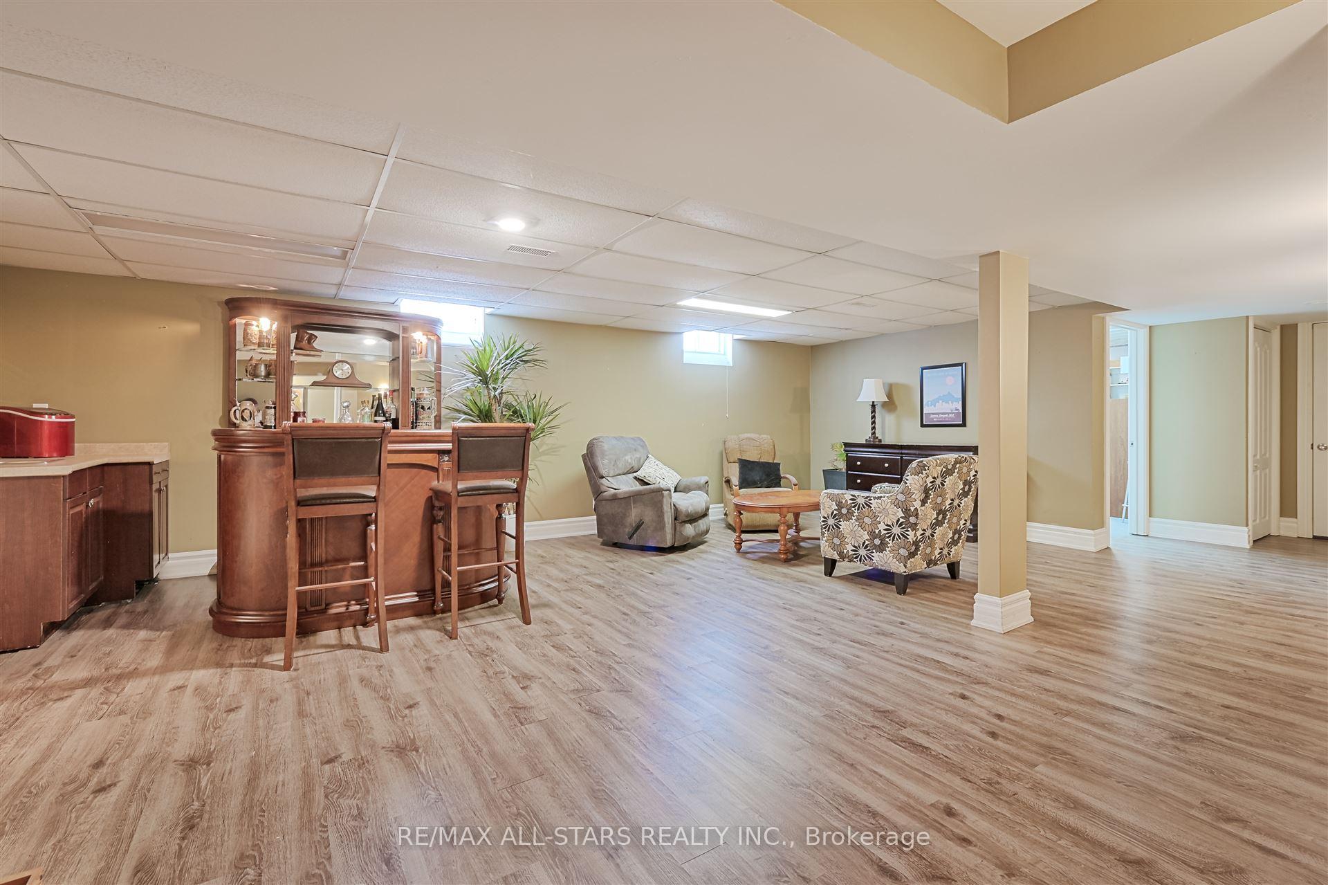 Photo 31 of 54 Rosena Lane, Uxbridge — HOMEH