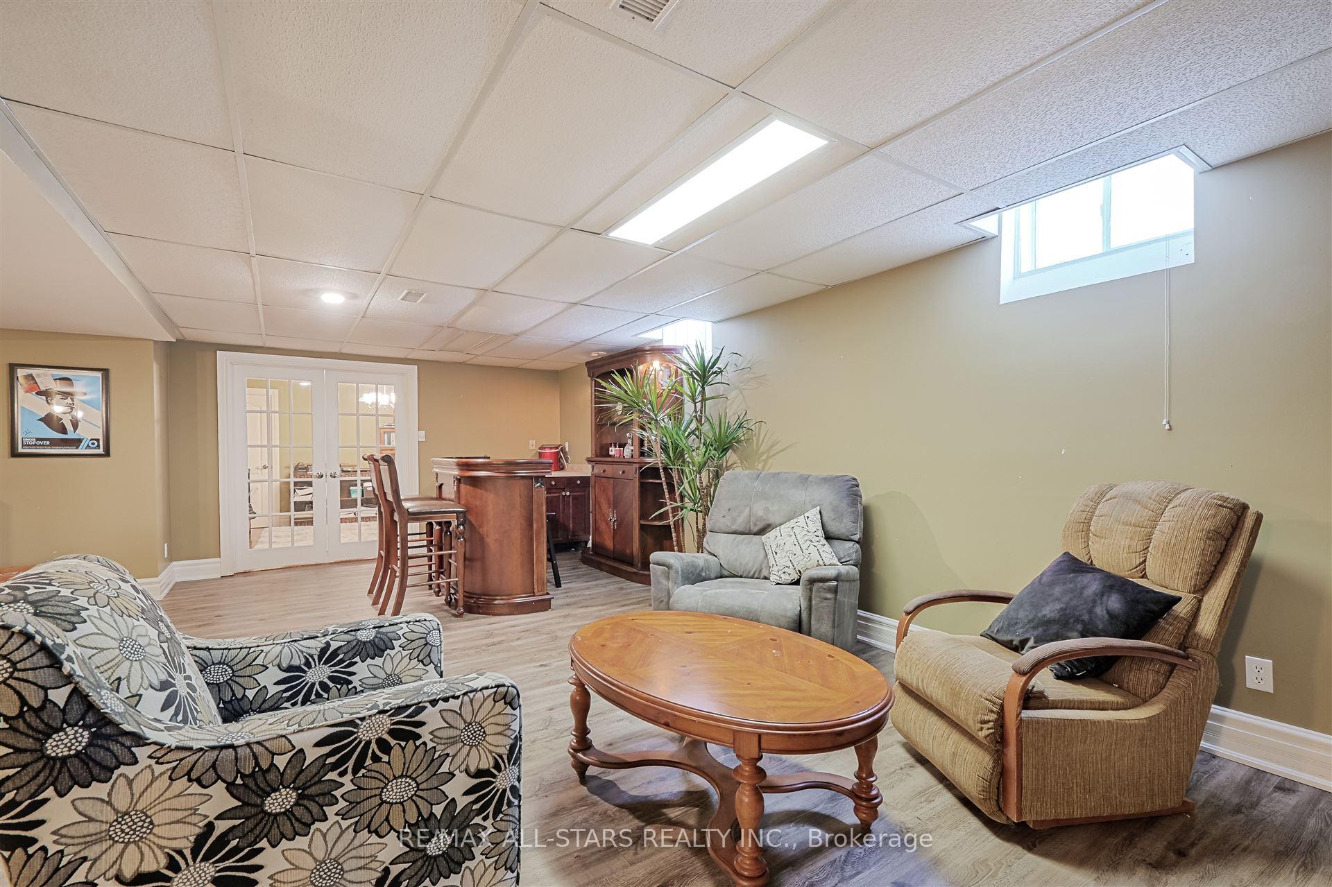 Photo 32 of 54 Rosena Lane, Uxbridge — HOMEH