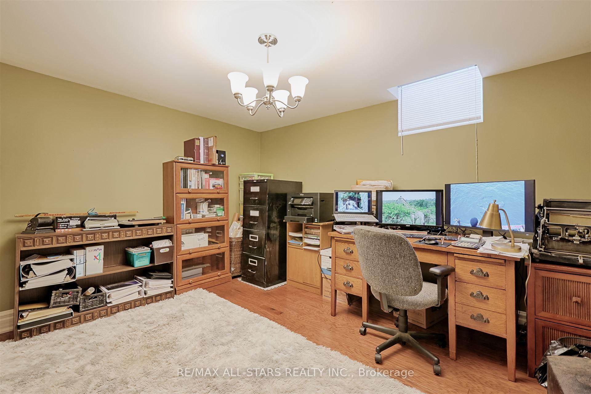 Photo 35 of 54 Rosena Lane, Uxbridge — HOMEH
