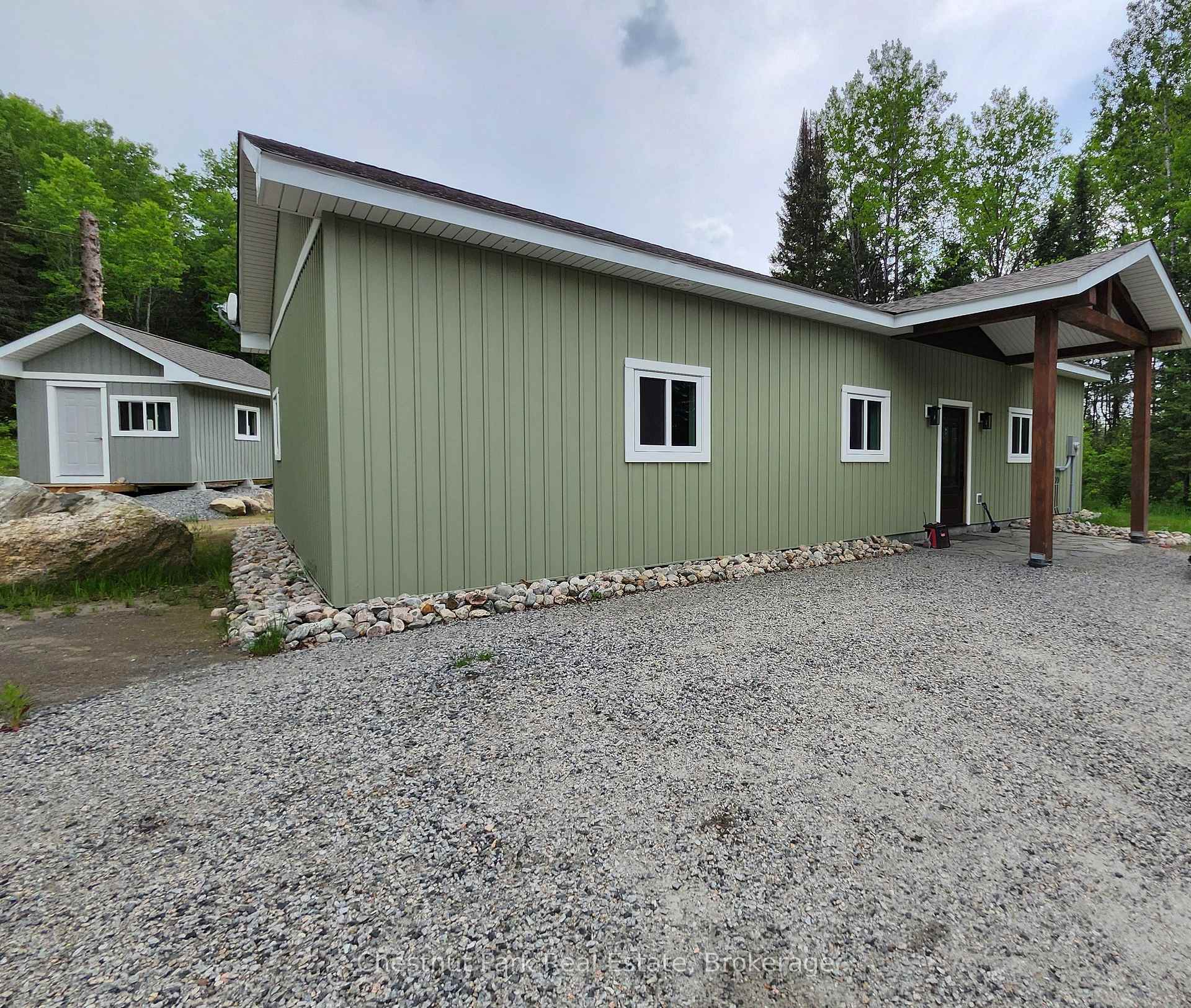 Photo 3 of 1409 Chetwynd Road, Armour — HOMEH