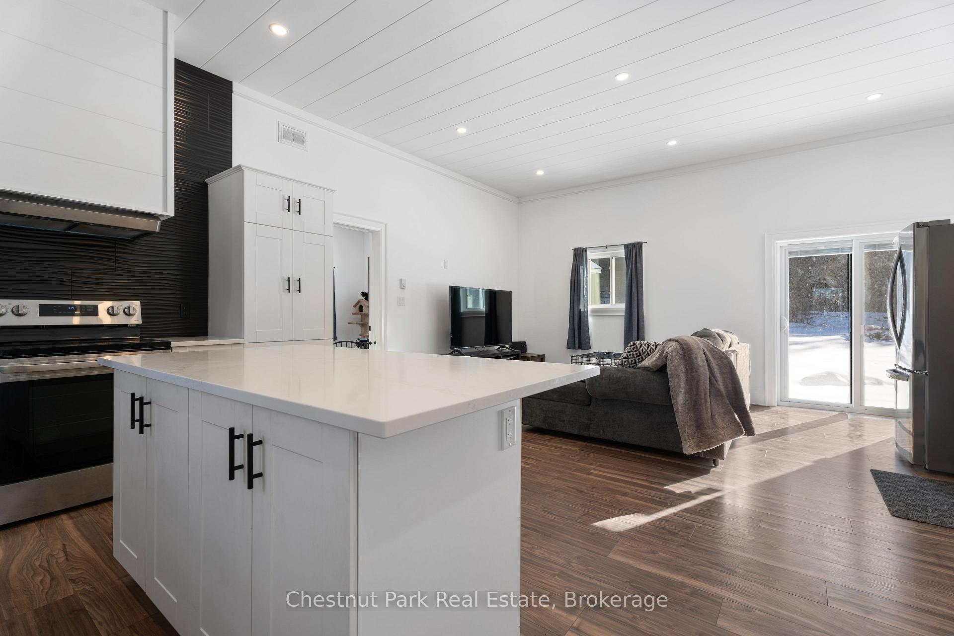 Photo 6 of 1409 Chetwynd Road, Armour — HOMEH