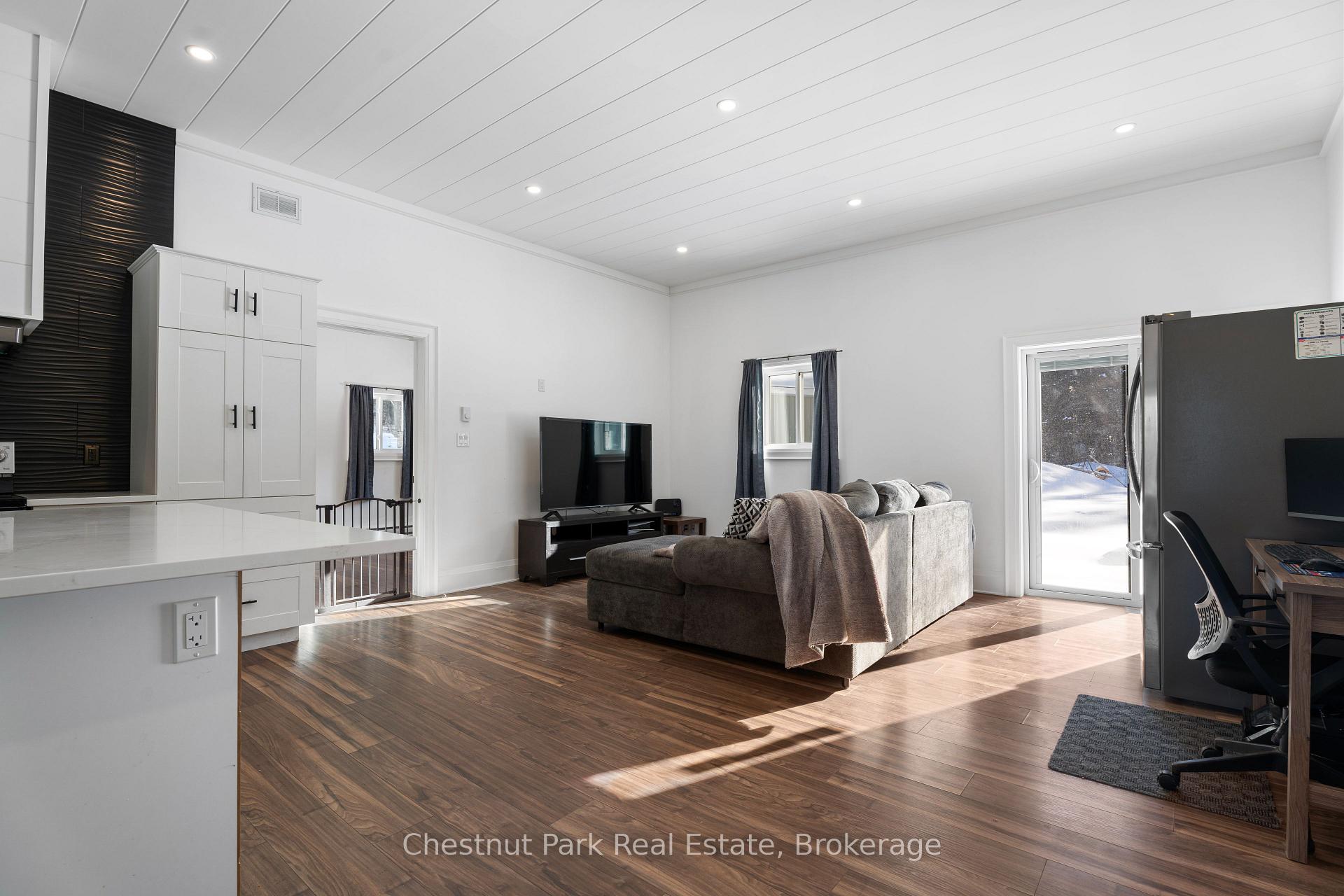 Photo 10 of 1409 Chetwynd Road, Armour — HOMEH