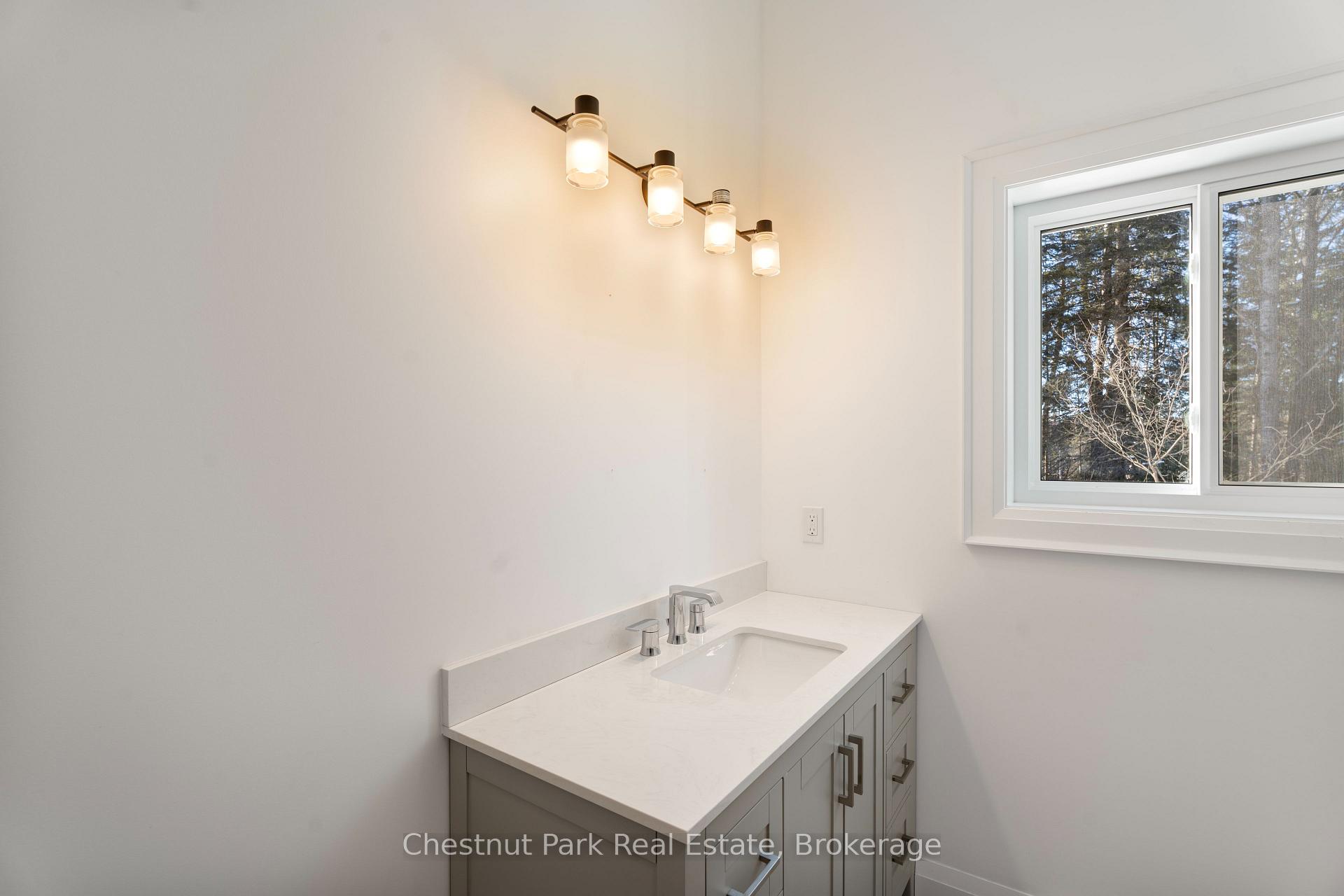 Photo 11 of 1409 Chetwynd Road, Armour — HOMEH