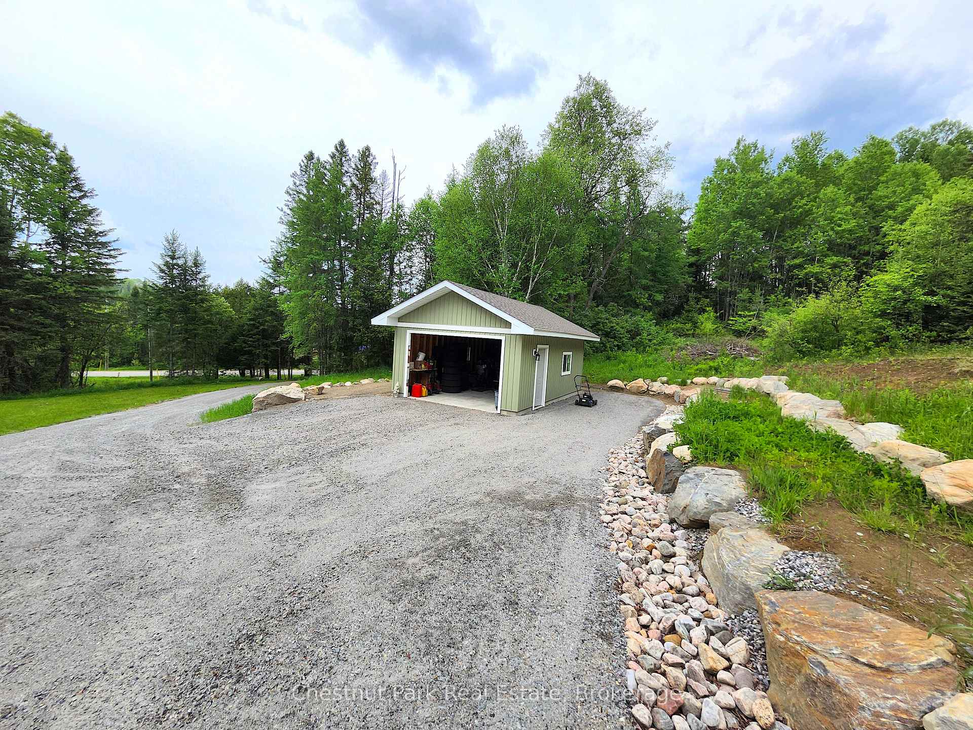 Photo 36 of 1409 Chetwynd Road, Armour — HOMEH