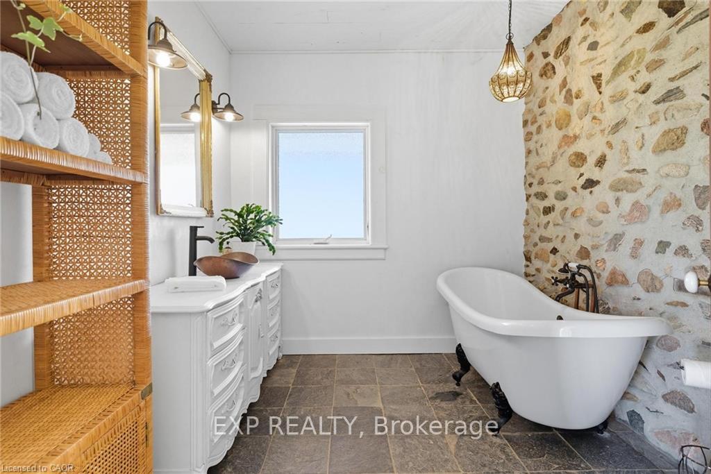 Photo 14 of 3632 145 Road, West Perth, Fullarton — HOMEH