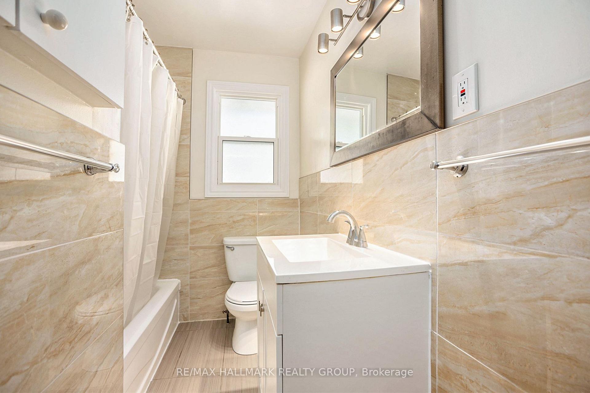 Photo 12 of 1304 Wesmar Drive, Ottawa, Alta Vista — HOMEH