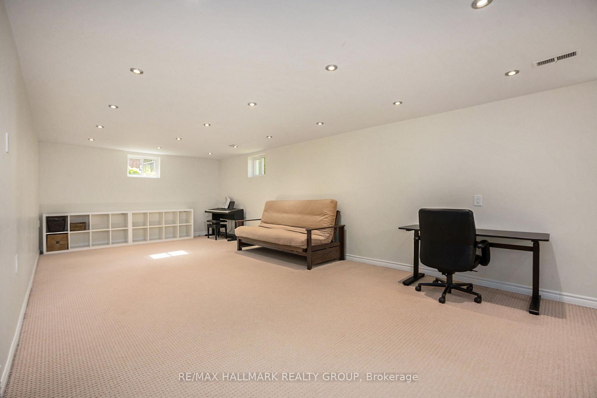 Photo 14 of 1304 Wesmar Drive, Ottawa, Alta Vista — HOMEH