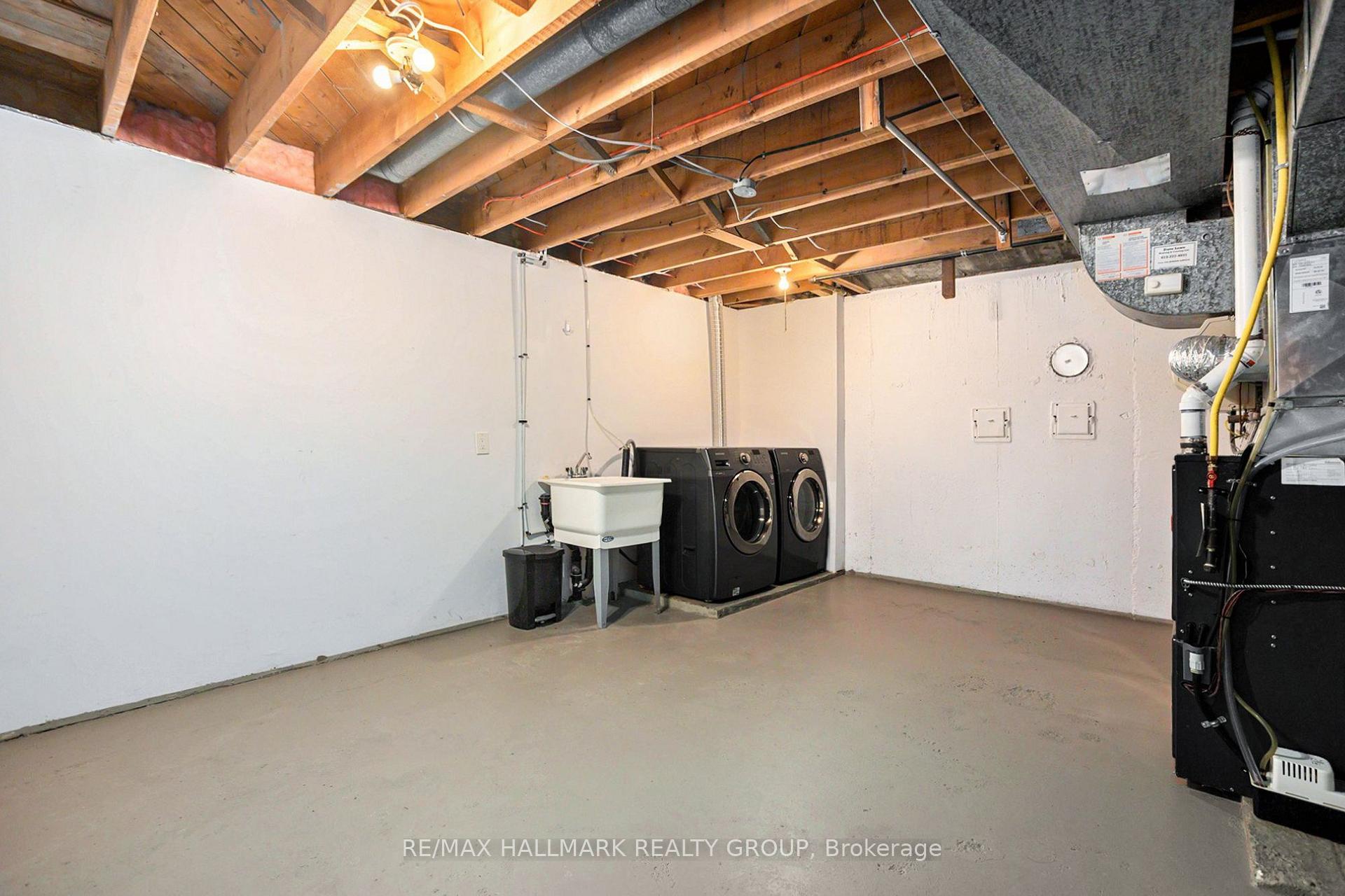 Photo 16 of 1304 Wesmar Drive, Ottawa, Alta Vista — HOMEH