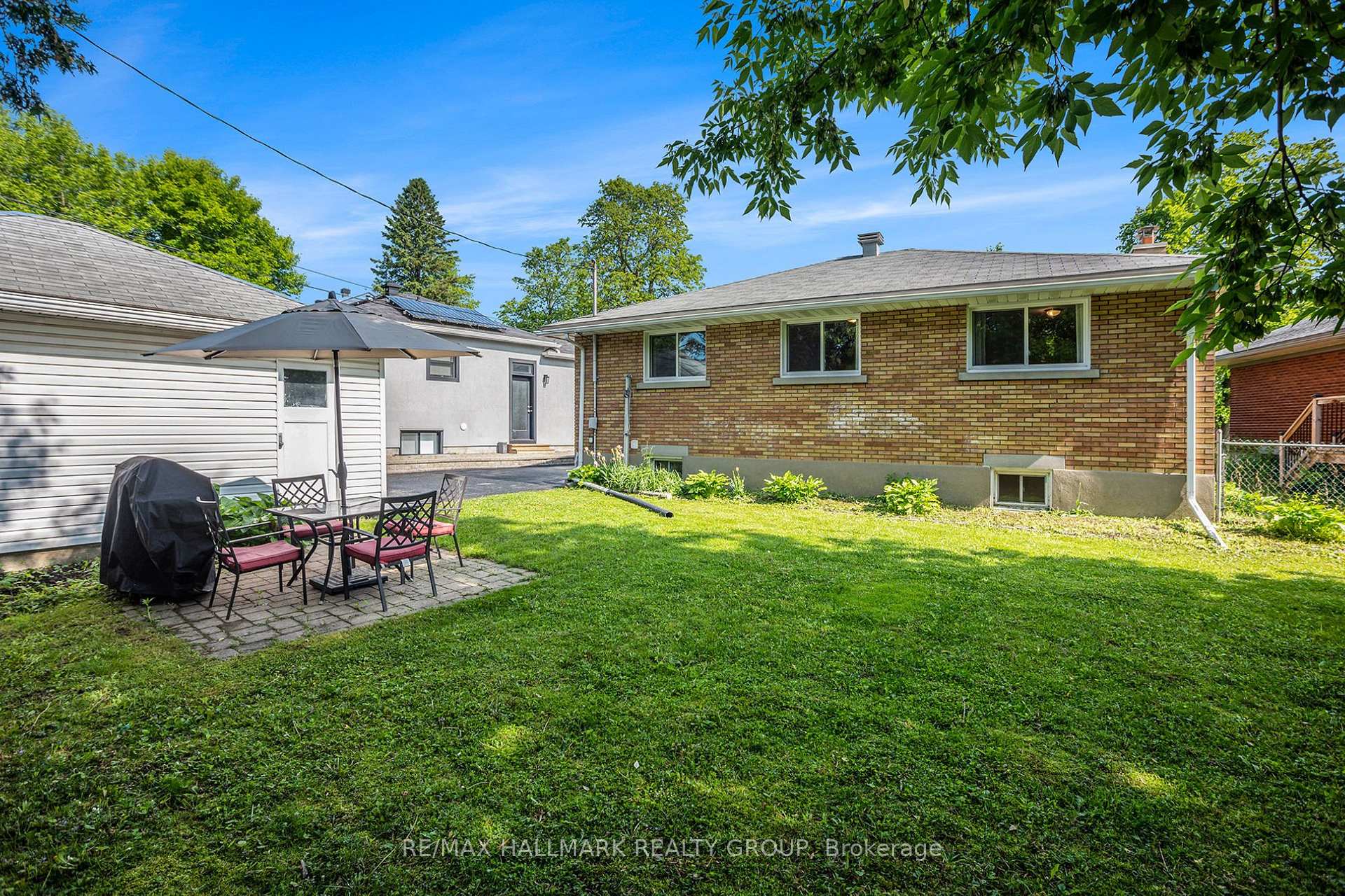 Photo 17 of 1304 Wesmar Drive, Ottawa, Alta Vista — HOMEH