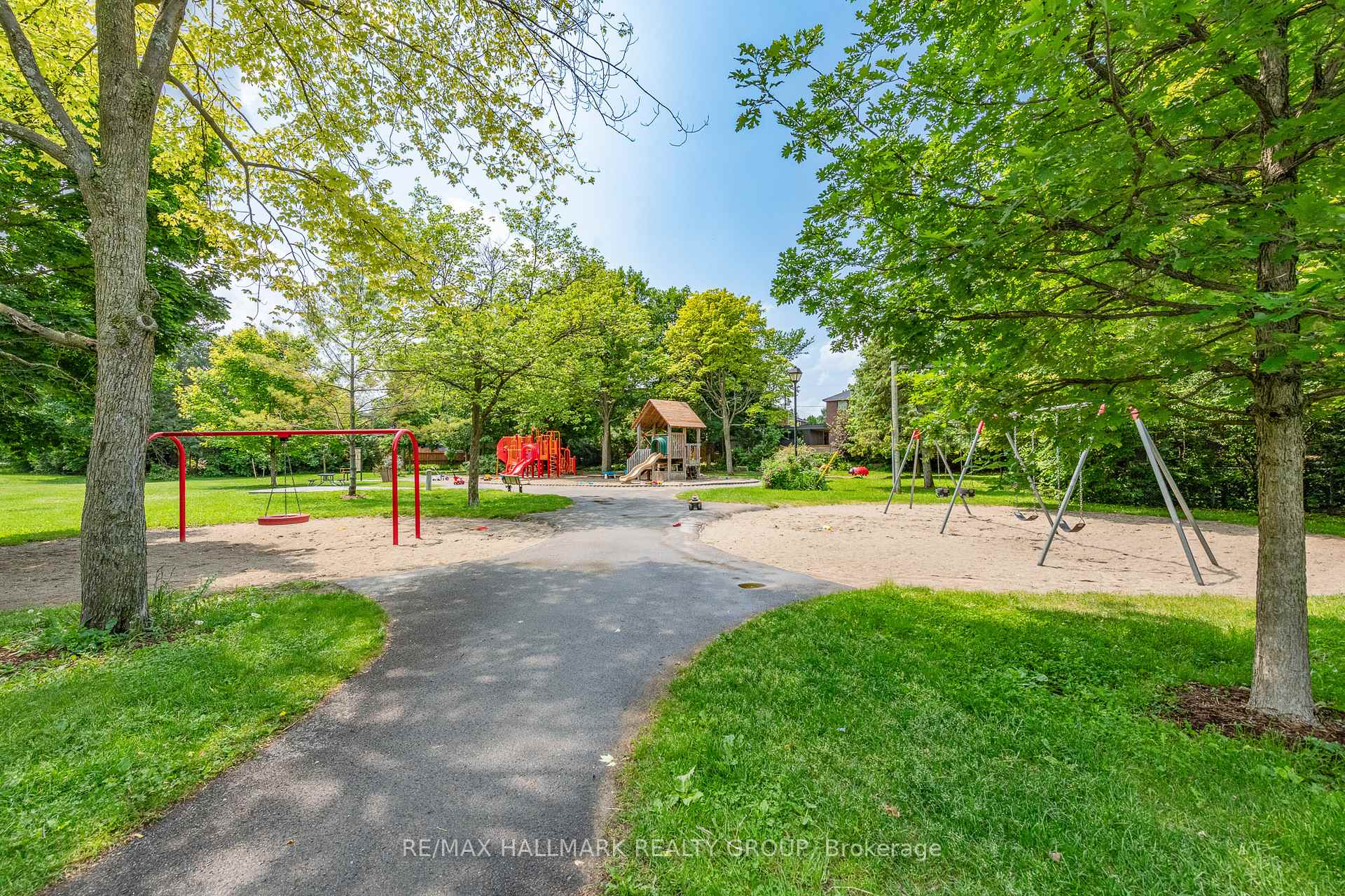 Photo 50 of 521 Athlone Avenue, Ottawa, Westboro/Hampton Park — HOMEH