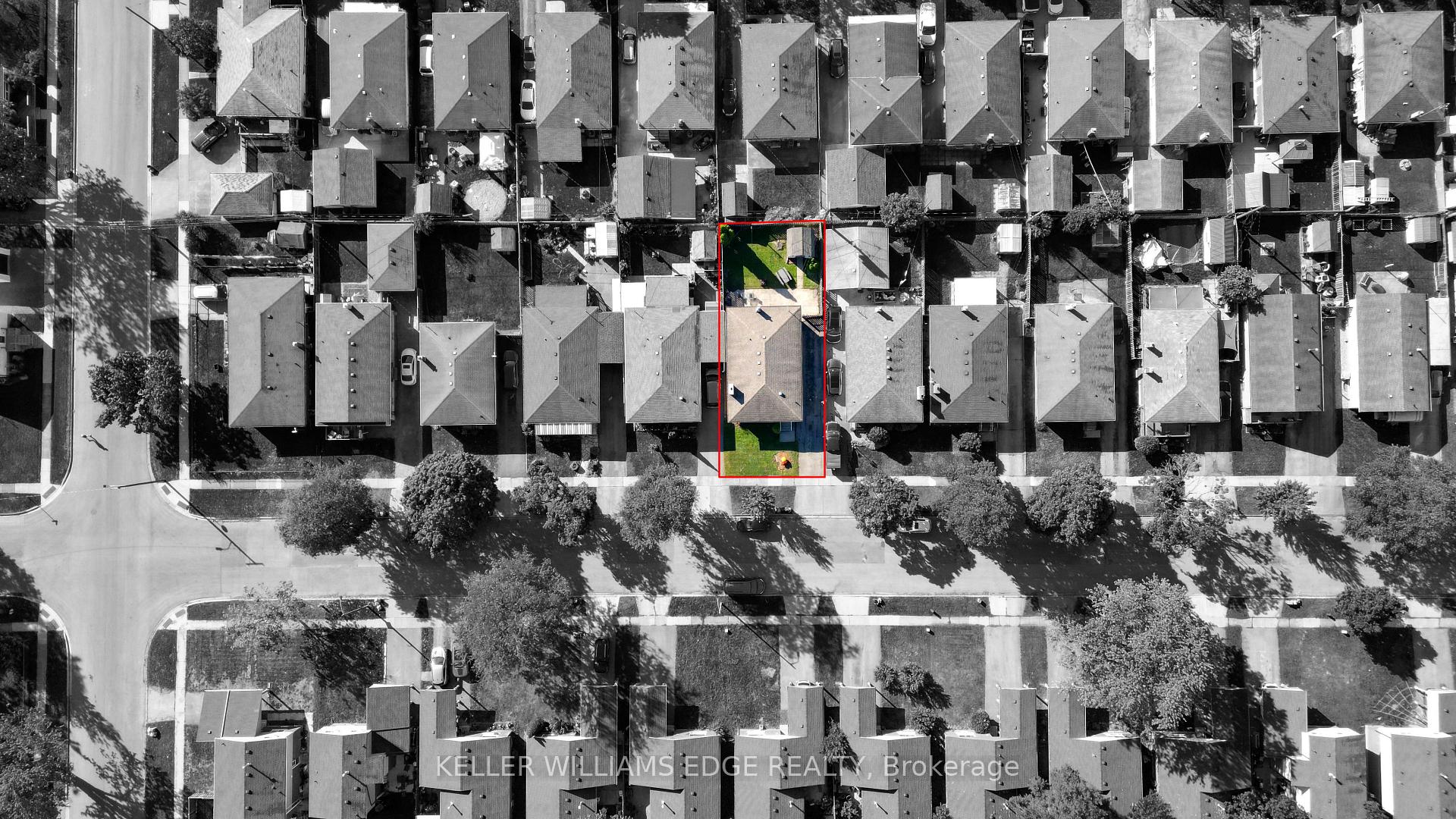 Photo 4 of 321 Gatfield Avenue, Welland, Lincoln/Crowland — HOMEH