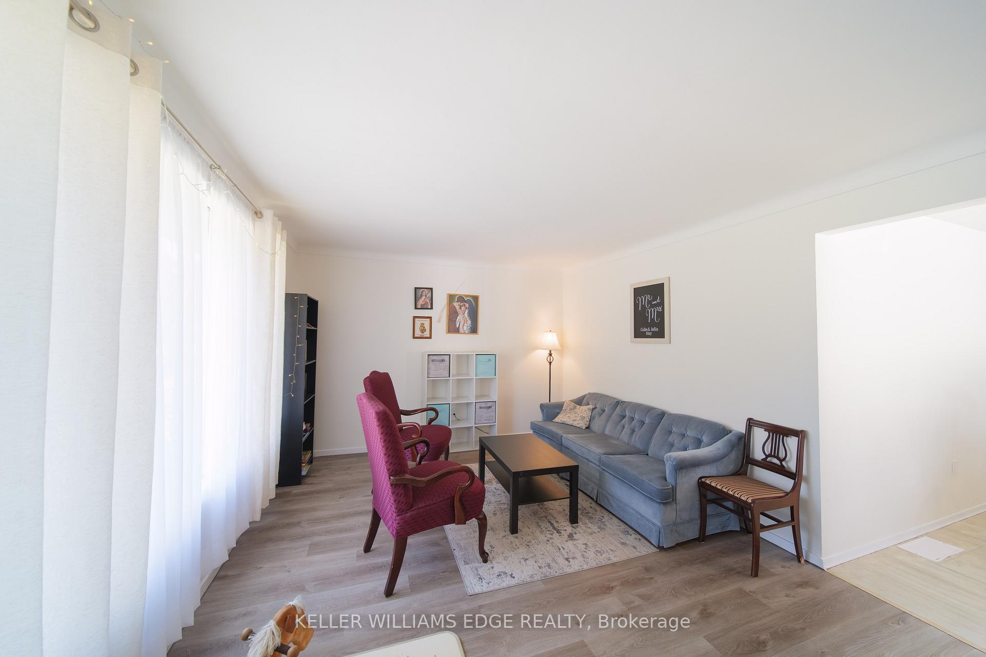 Photo 13 of 321 Gatfield Avenue, Welland, Lincoln/Crowland — HOMEH