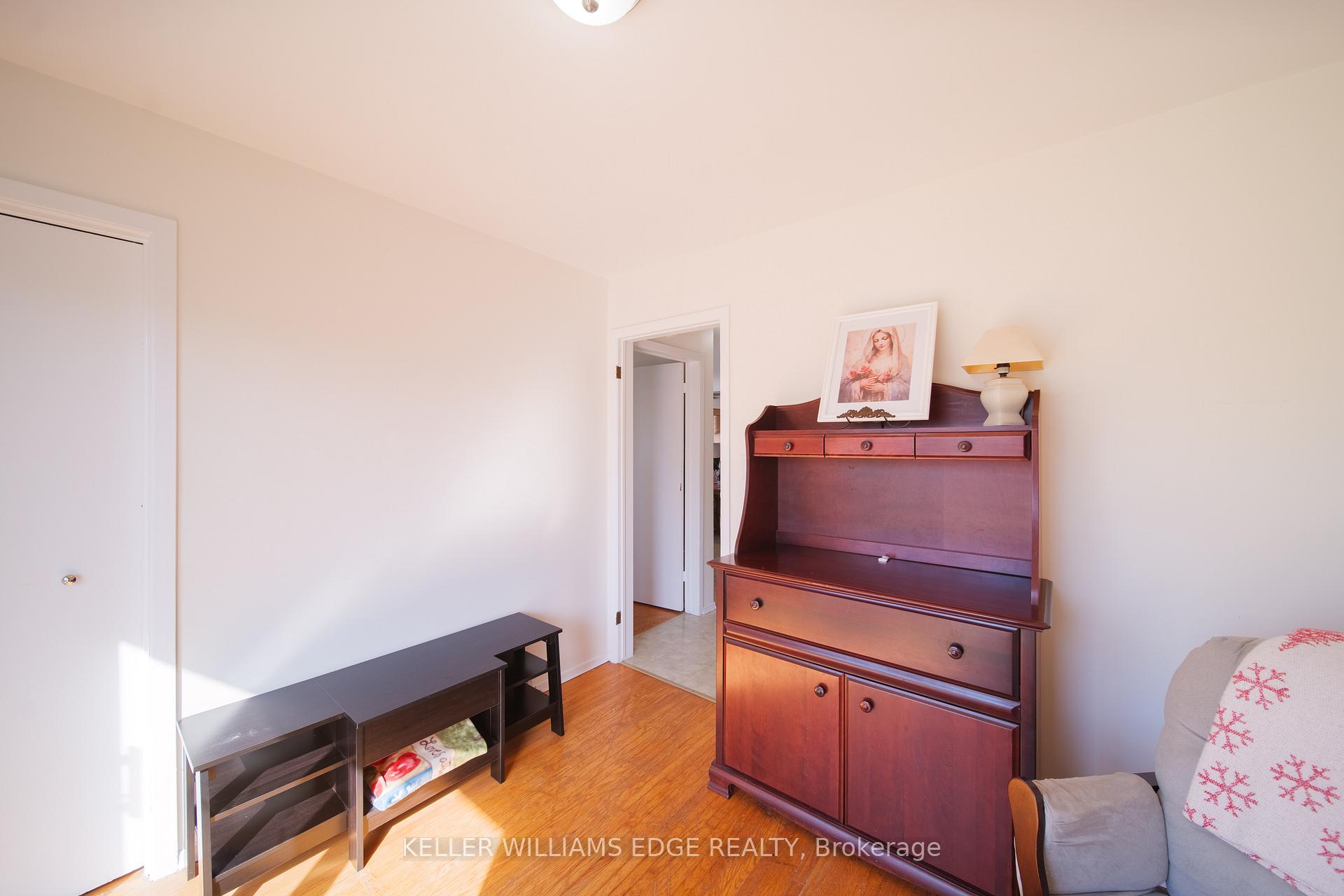 Photo 26 of 321 Gatfield Avenue, Welland, Lincoln/Crowland — HOMEH