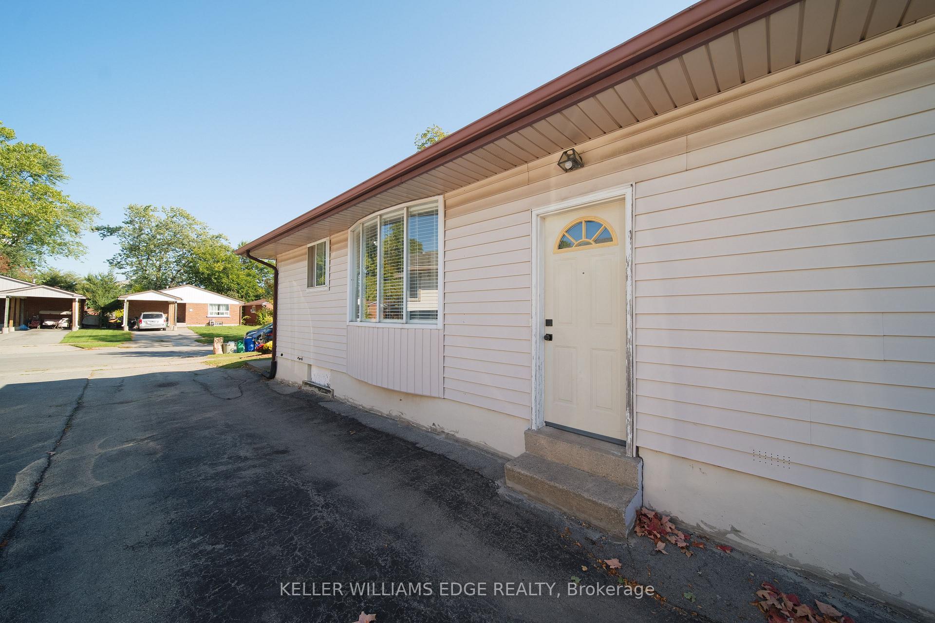 Photo 30 of 321 Gatfield Avenue, Welland, Lincoln/Crowland — HOMEH