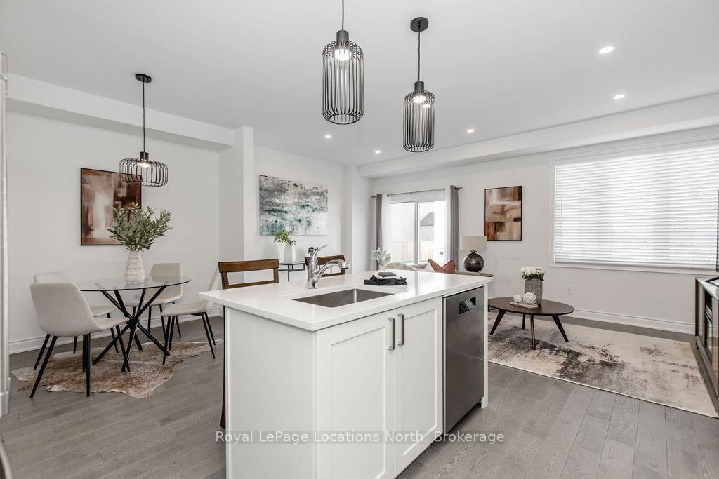 Photo 9 of 20 Lisa Street, Wasaga Beach — HOMEH
