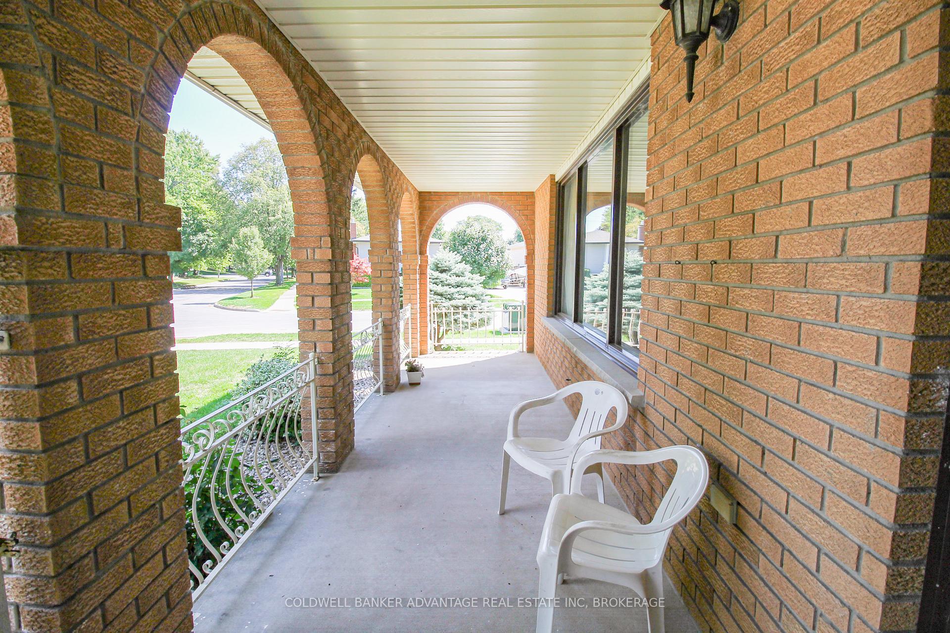 Photo 4 of 167 Loyalist Drive, Welland, Prince Charles — HOMEH