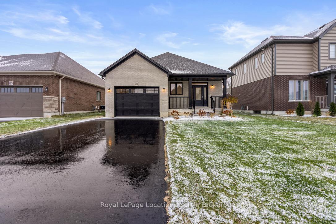 Photo 2 of 121 Emerson Way, West Grey — HOMEH