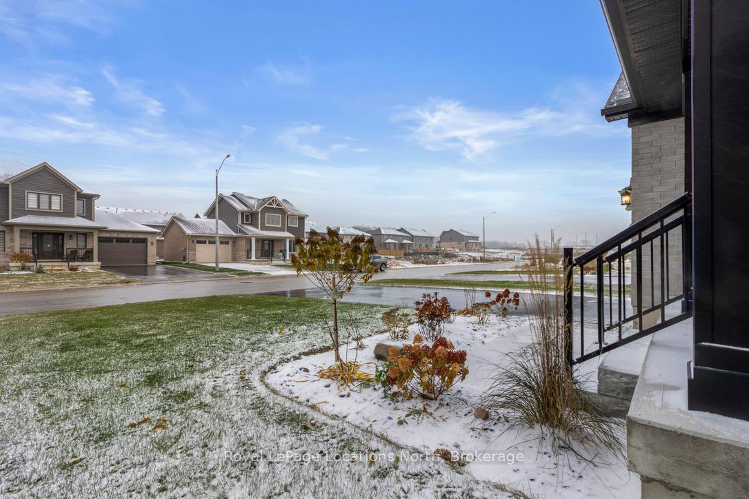 Photo 8 of 121 Emerson Way, West Grey — HOMEH