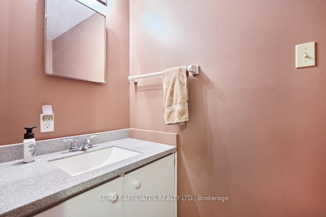 Photo 22 of 577 Seyton Drive, Ottawa, Westcliffe Estates — HOMEH