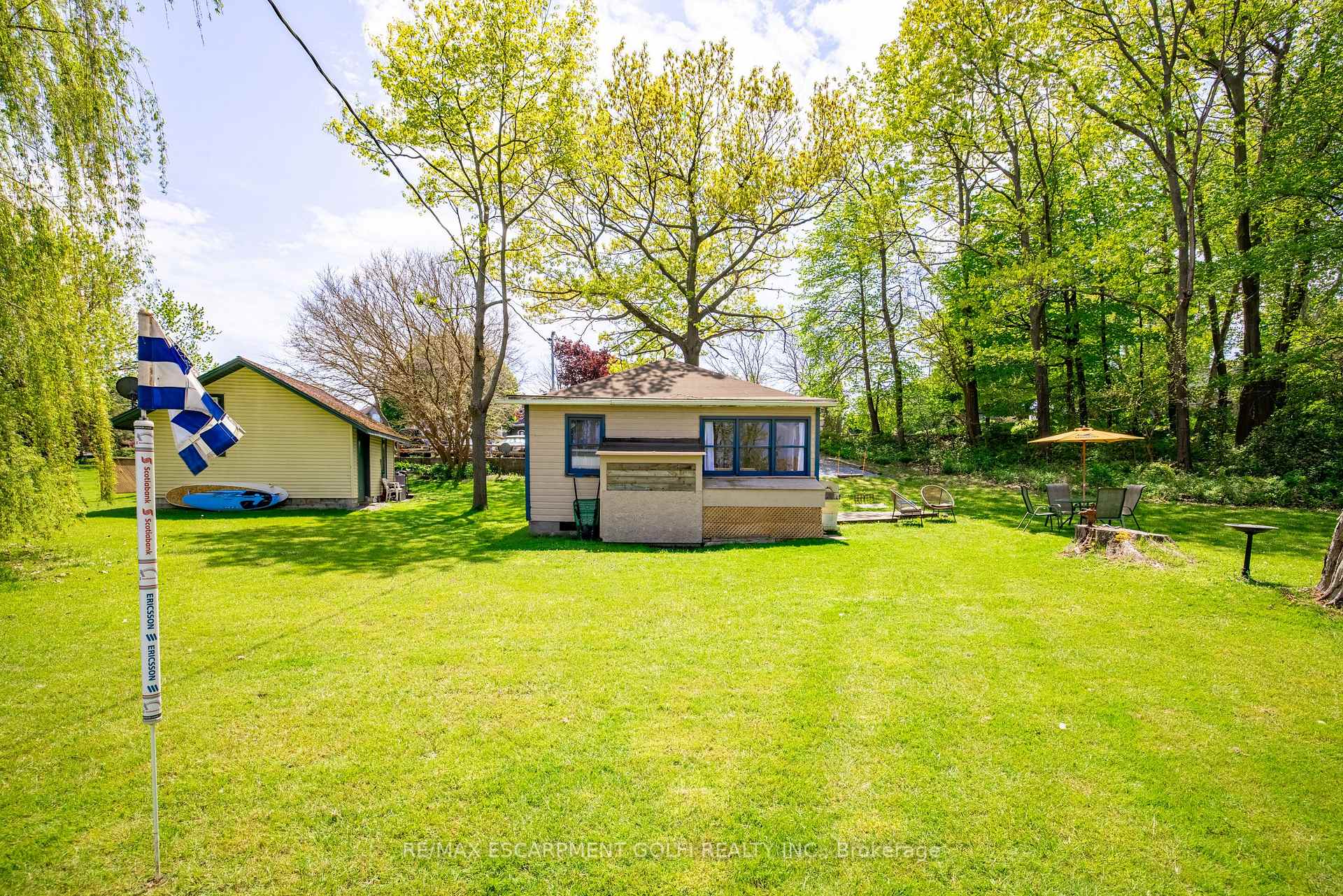 Photo 5 of 10340 Lakeshore Road, Wainfleet, Lakeshore — HOMEH