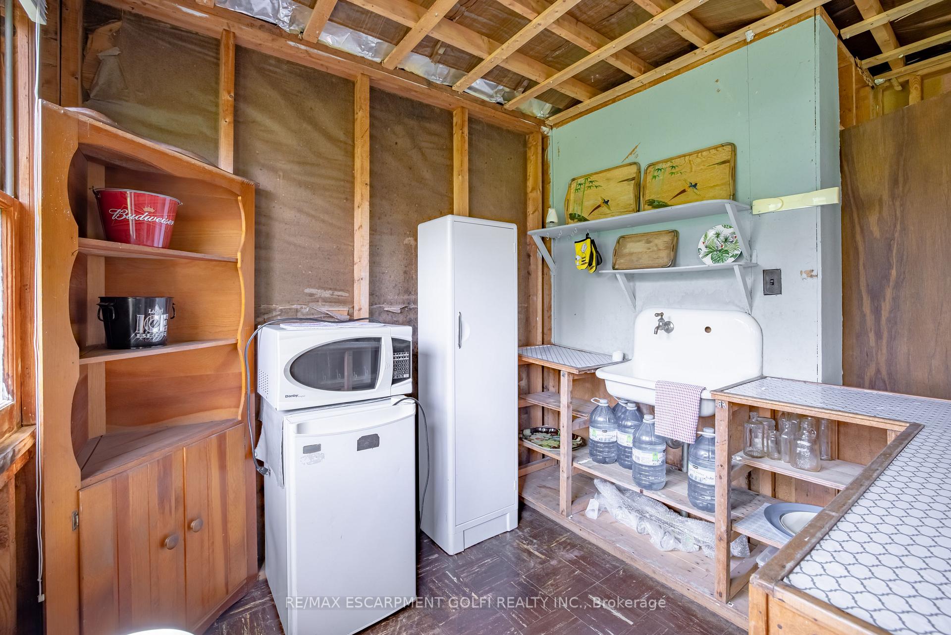 Photo 23 of 10340 Lakeshore Road, Wainfleet, Lakeshore — HOMEH
