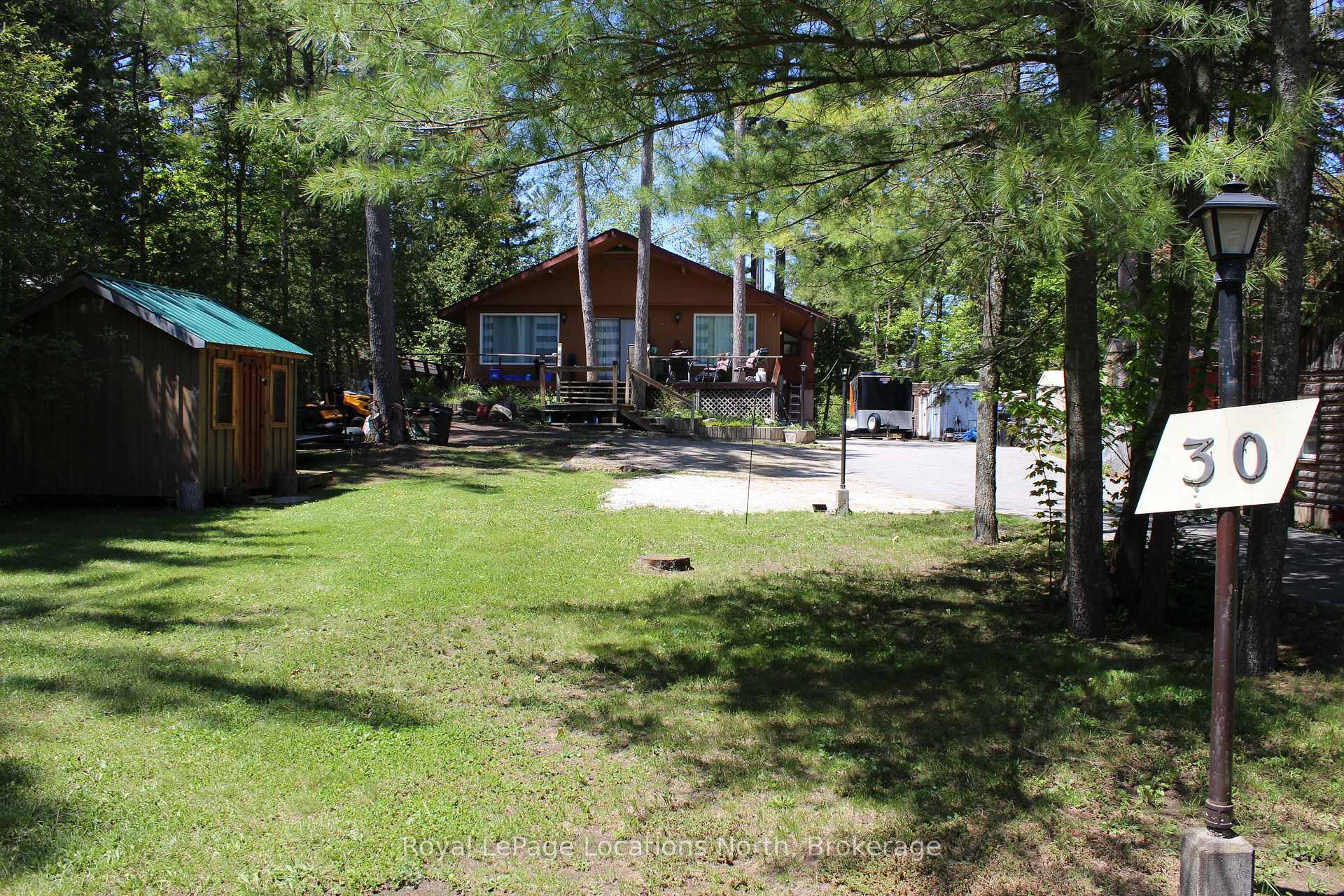 Photo 2 of 30 Earl Street, Wasaga Beach — HOMEH
