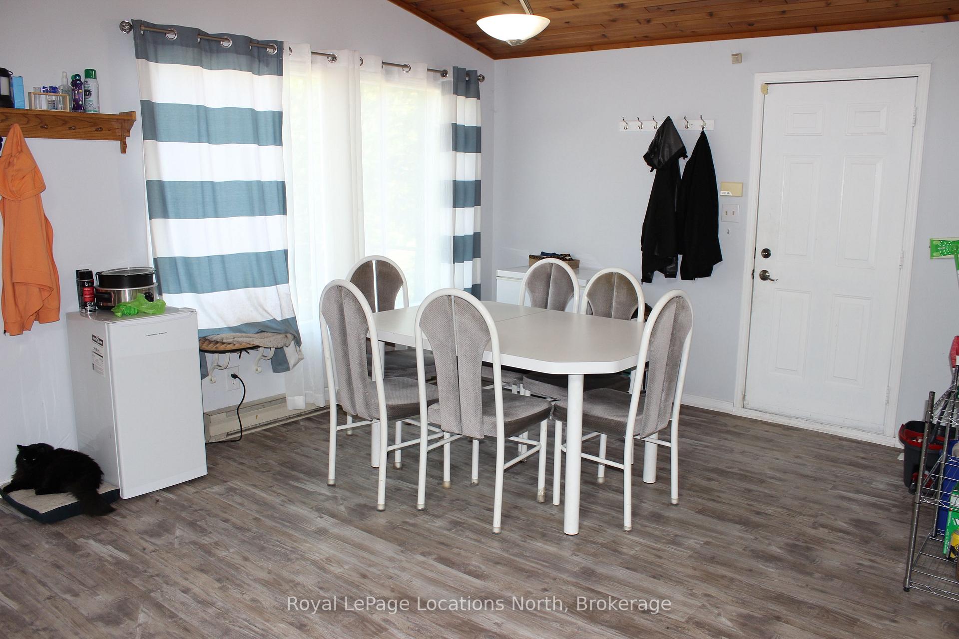 Photo 10 of 30 Earl Street, Wasaga Beach — HOMEH