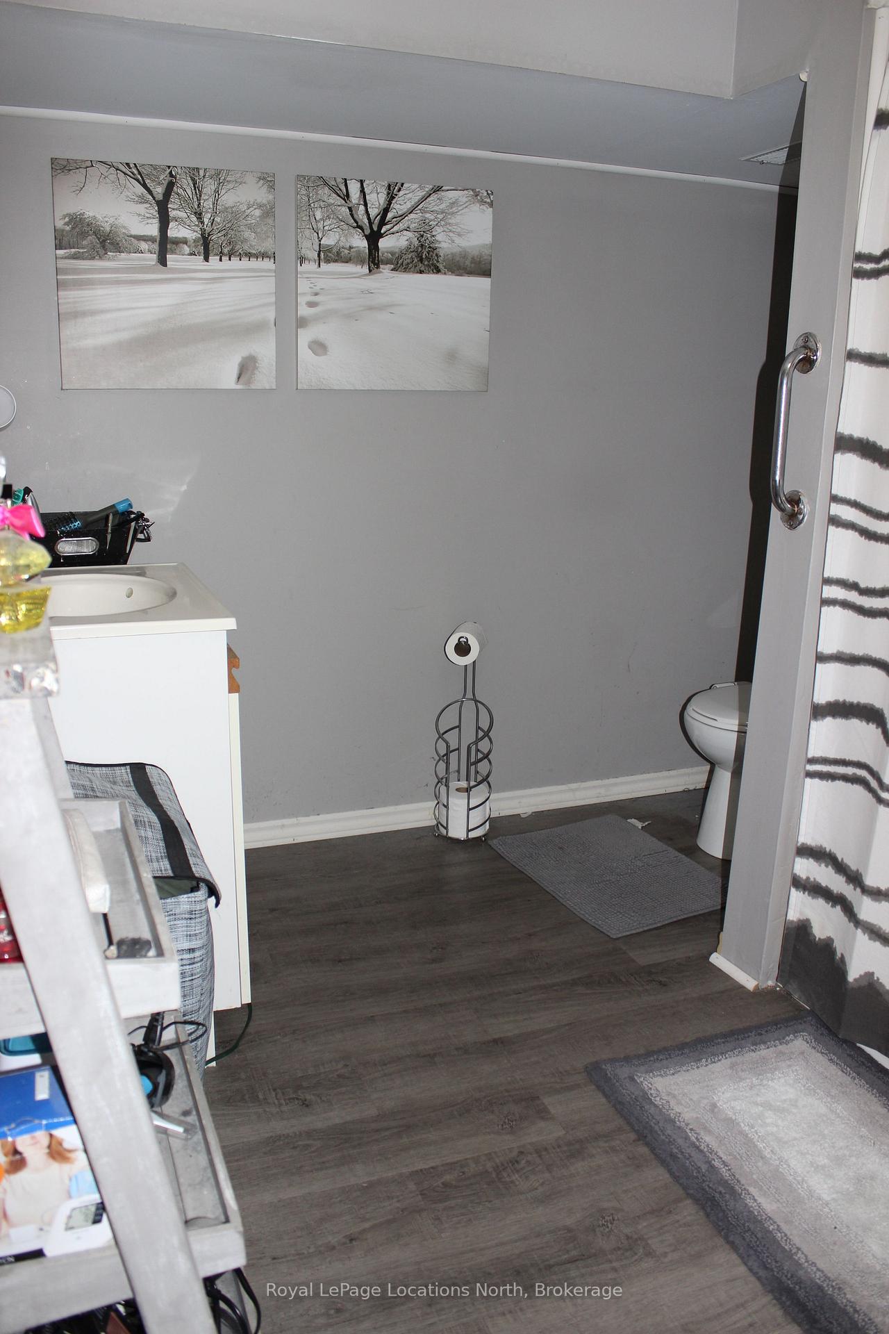 Photo 21 of 30 Earl Street, Wasaga Beach — HOMEH