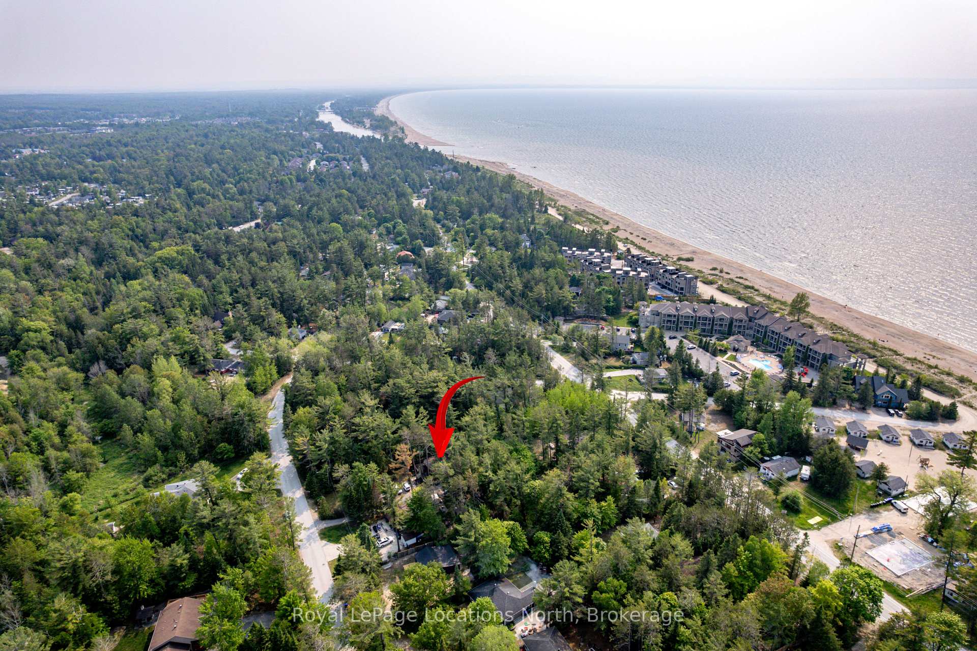 Photo 38 of 30 Earl Street, Wasaga Beach — HOMEH