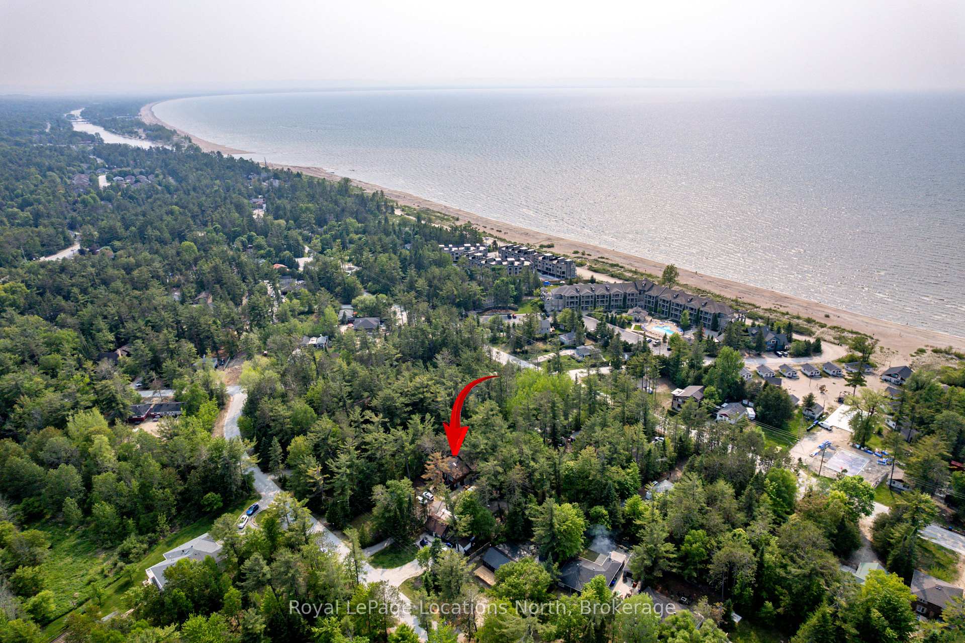 Photo 39 of 30 Earl Street, Wasaga Beach — HOMEH