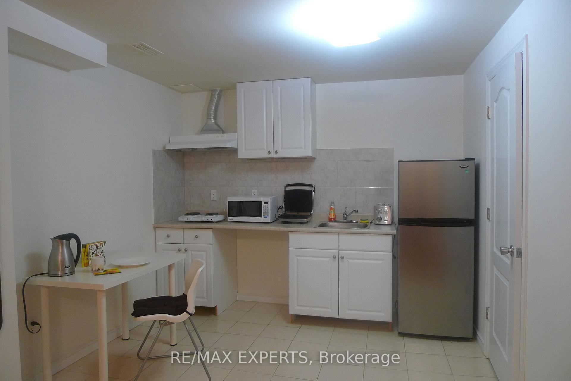 Photo 2 of 16 Gamla Road, Vaughan, Patterson — HOMEH