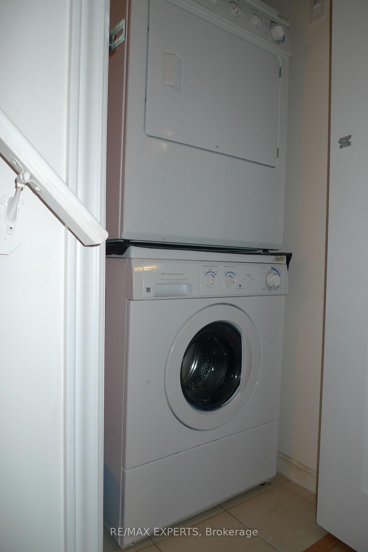 Photo 11 of 16 Gamla Road, Vaughan, Patterson — HOMEH