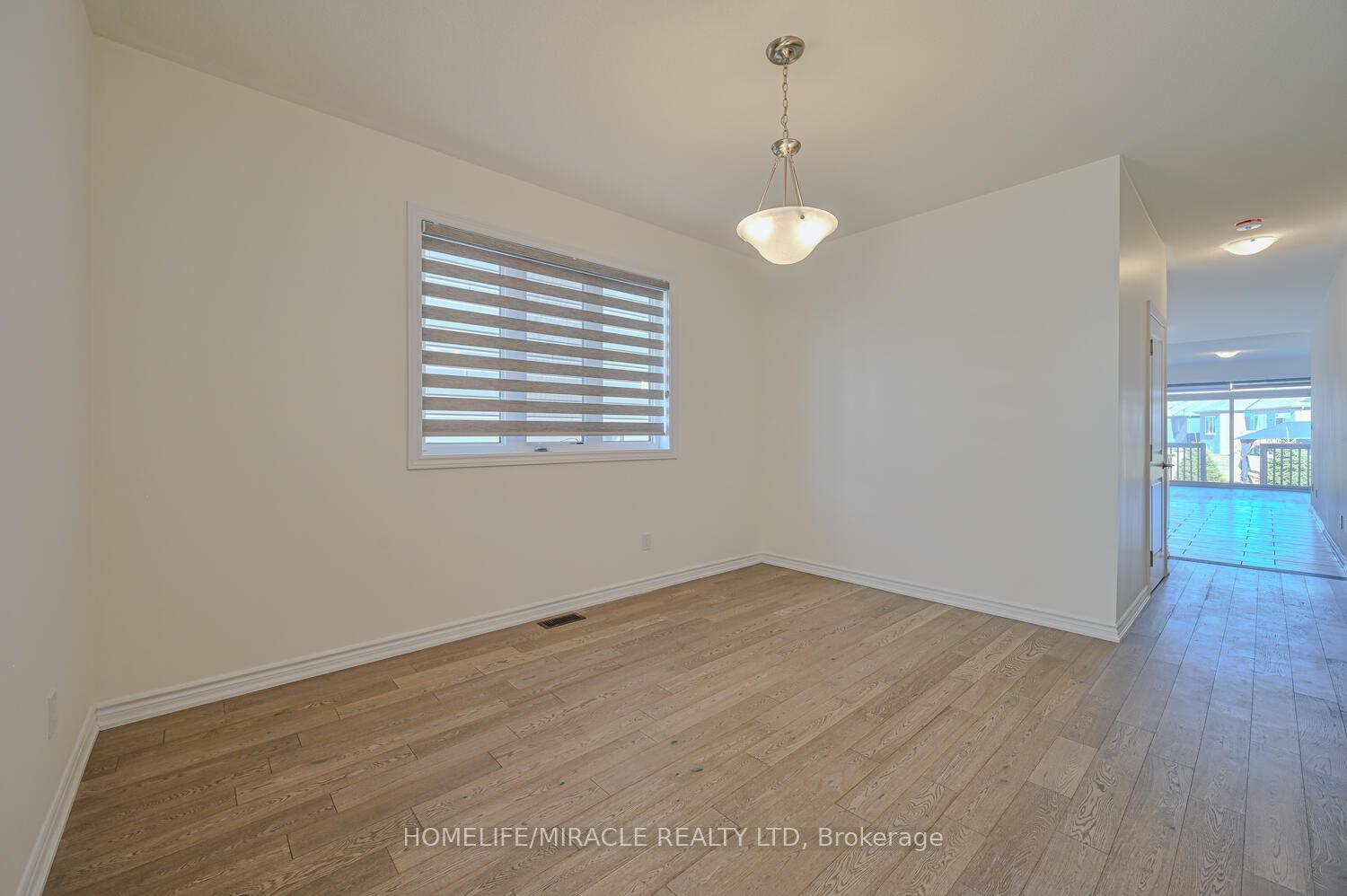 Photo 7 of 8 Beatrice Drive, Wasaga Beach — HOMEH