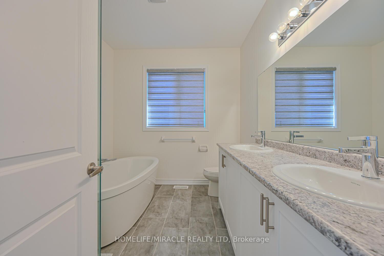 Photo 12 of 8 Beatrice Drive, Wasaga Beach — HOMEH