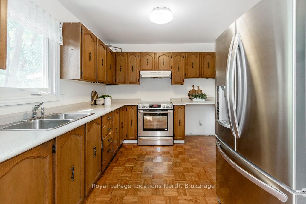 Photo 8 of 86 Antigua Drive, Wasaga Beach — HOMEH