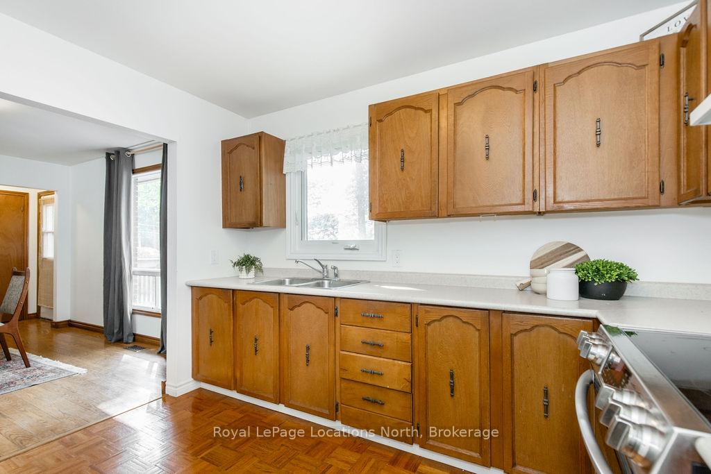 Photo 10 of 86 Antigua Drive, Wasaga Beach — HOMEH