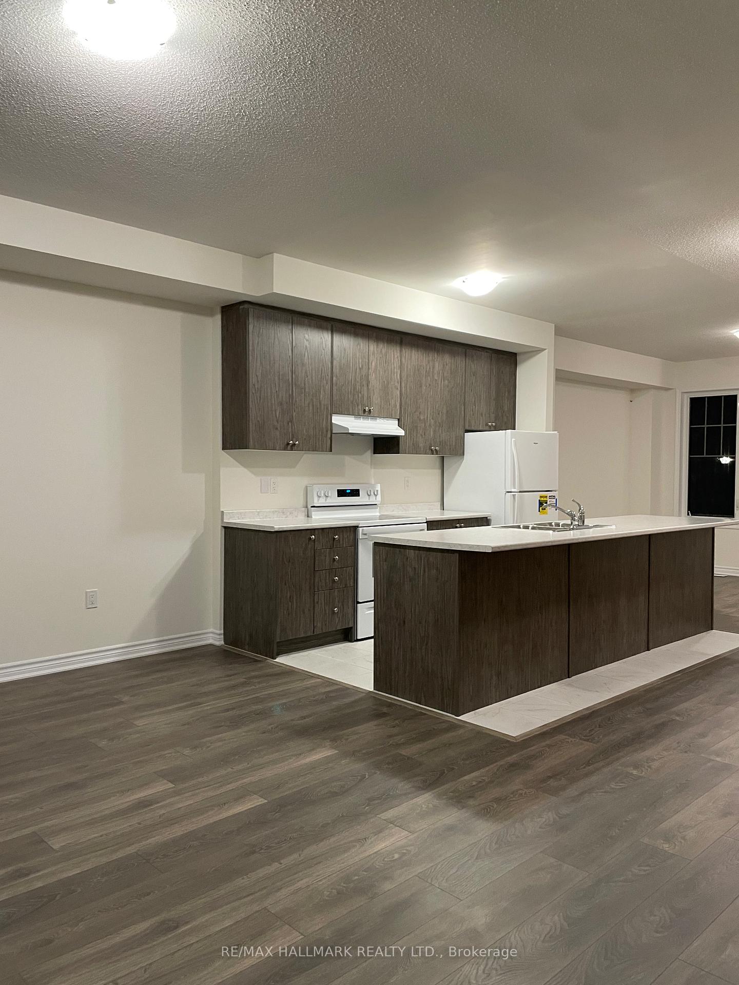 Photo 1 of 15 Lana Circle, Wasaga Beach — HOMEH