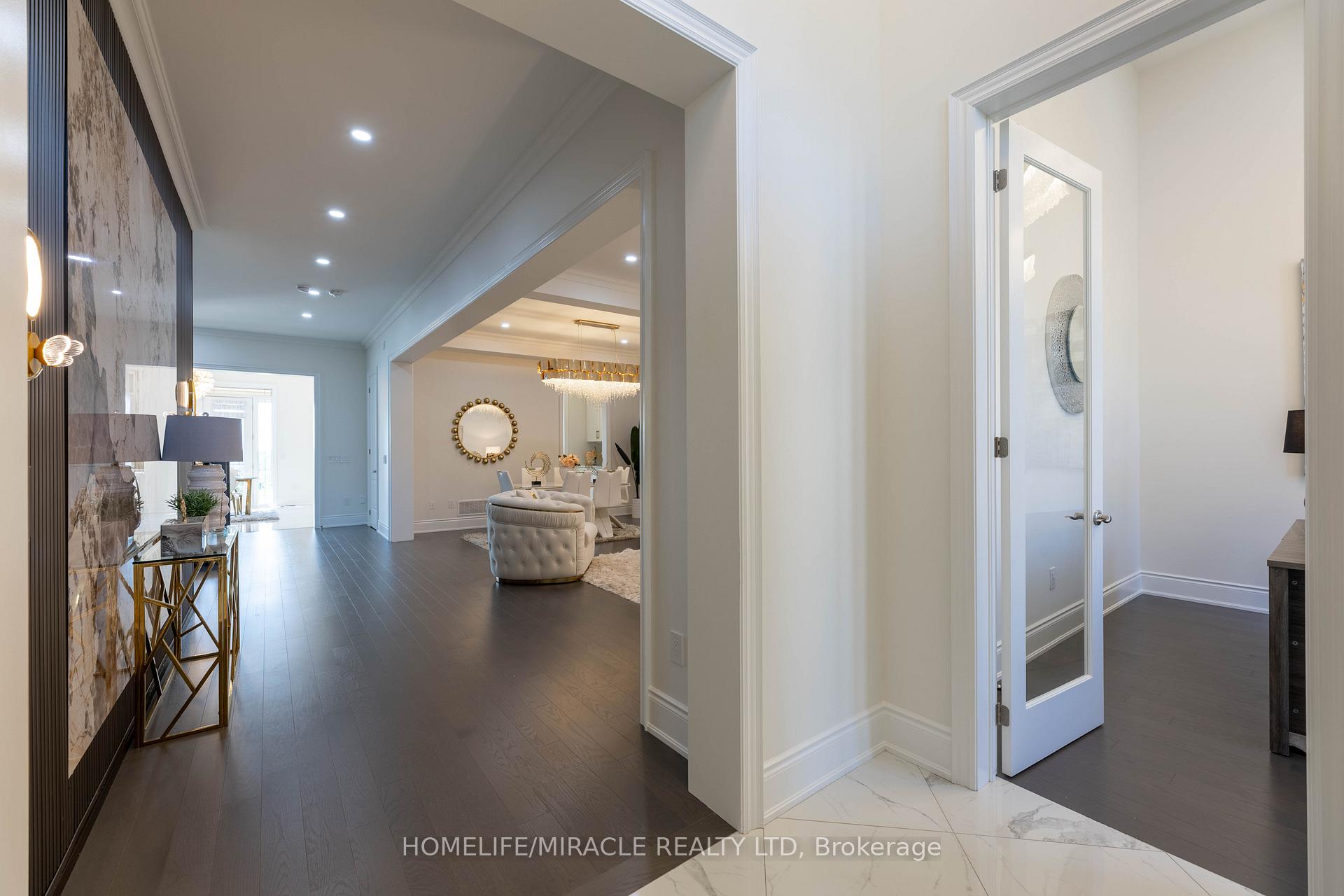 Photo 9 of 92 Appleyard Avenue, Vaughan, Kleinburg — HOMEH