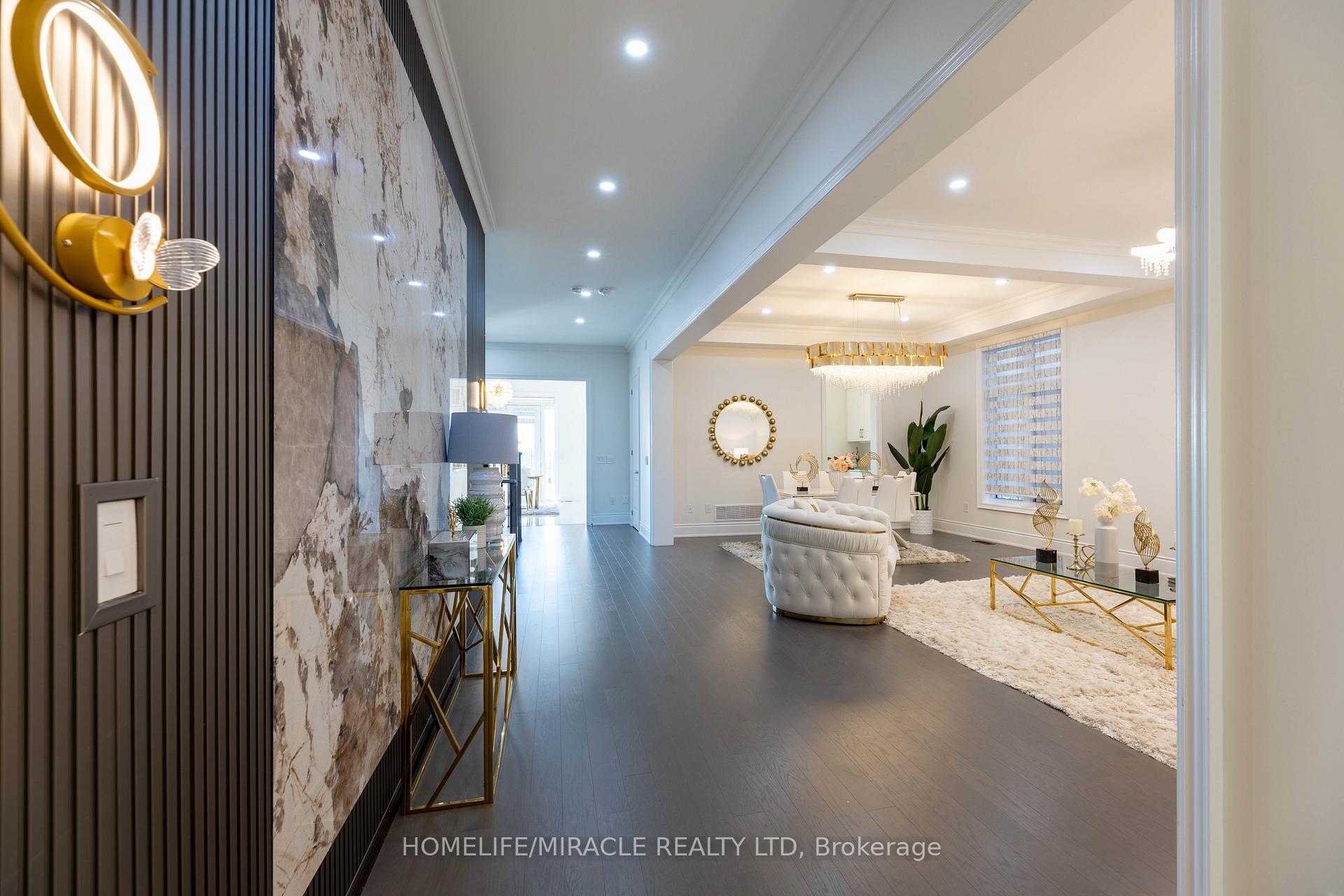 Photo 10 of 92 Appleyard Avenue, Vaughan, Kleinburg — HOMEH