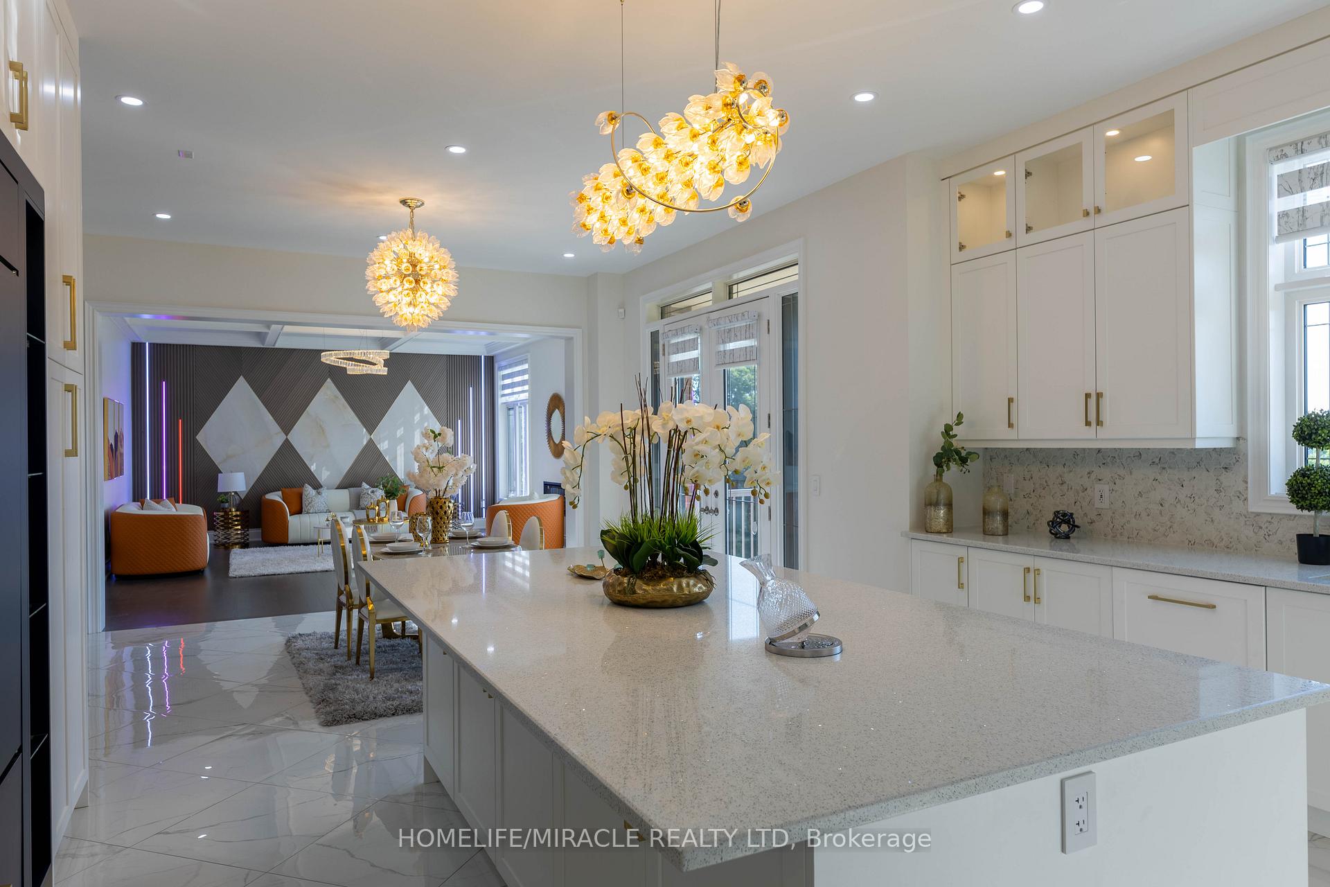 Photo 18 of 92 Appleyard Avenue, Vaughan, Kleinburg — HOMEH