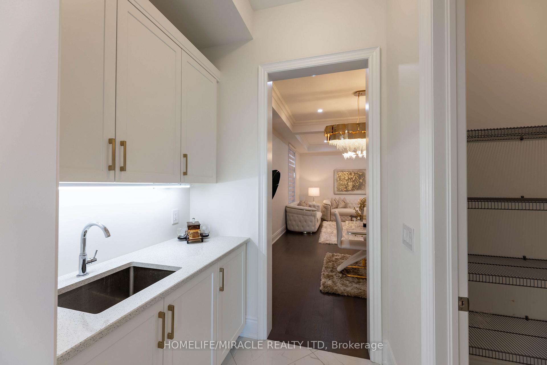 Photo 21 of 92 Appleyard Avenue, Vaughan, Kleinburg — HOMEH