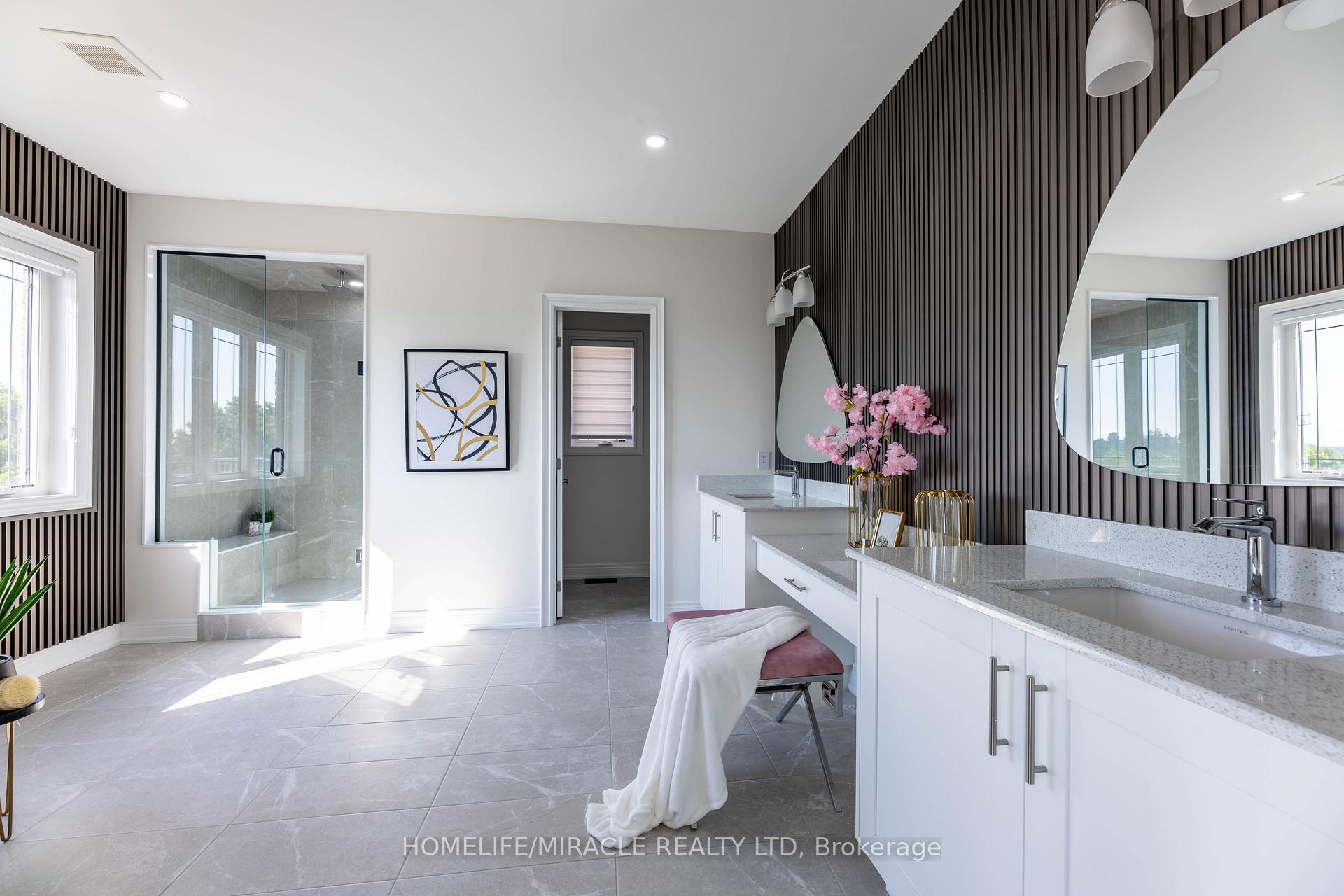 Photo 32 of 92 Appleyard Avenue, Vaughan, Kleinburg — HOMEH