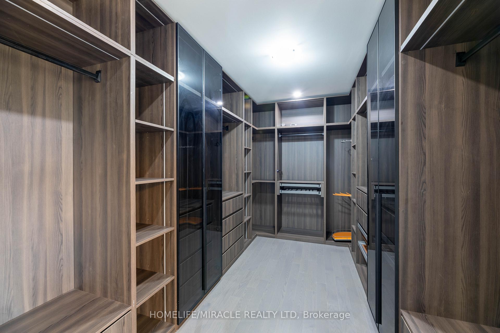 Photo 36 of 92 Appleyard Avenue, Vaughan, Kleinburg — HOMEH