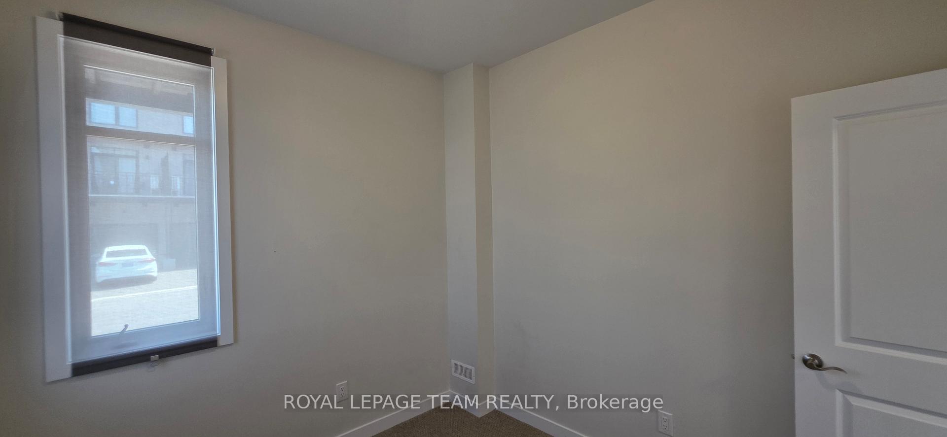 Photo 5 of 657 Corporal Private, Ottawa, Blossom Park/Kemp Park/Findlay Creek — HOMEH